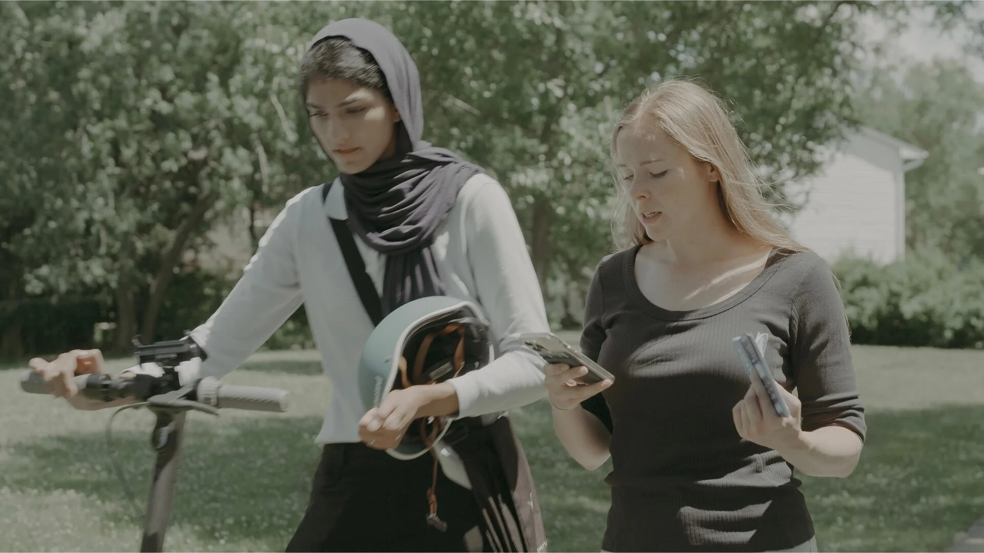 Photo 5 Electable_Still_-_Nabeela_with_Campaign_Manager.jpg