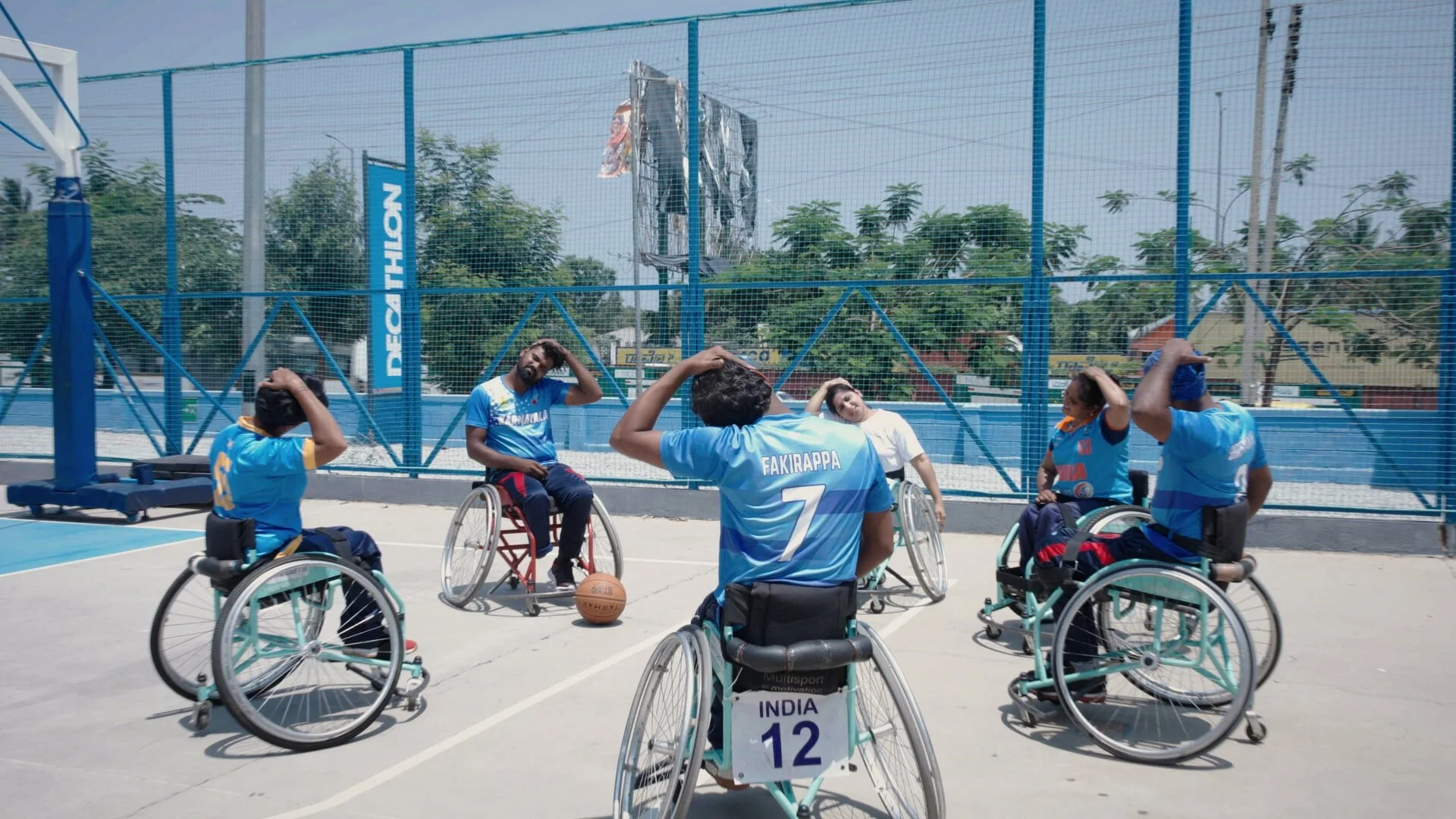 Photo 4 HoopsLikeThis_STILL2_v1.jpg