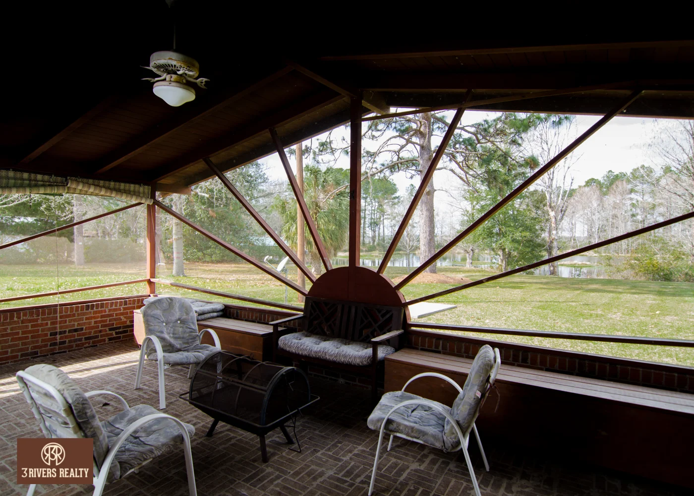 vaction home_ cottage living_georgia water front_Flint River_georgia real estate for sale_lake seminole.jpg