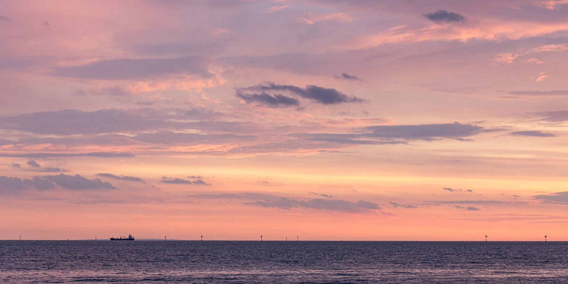 pastel-sunset-port-phillip-bay-victoria-australia.jpg
