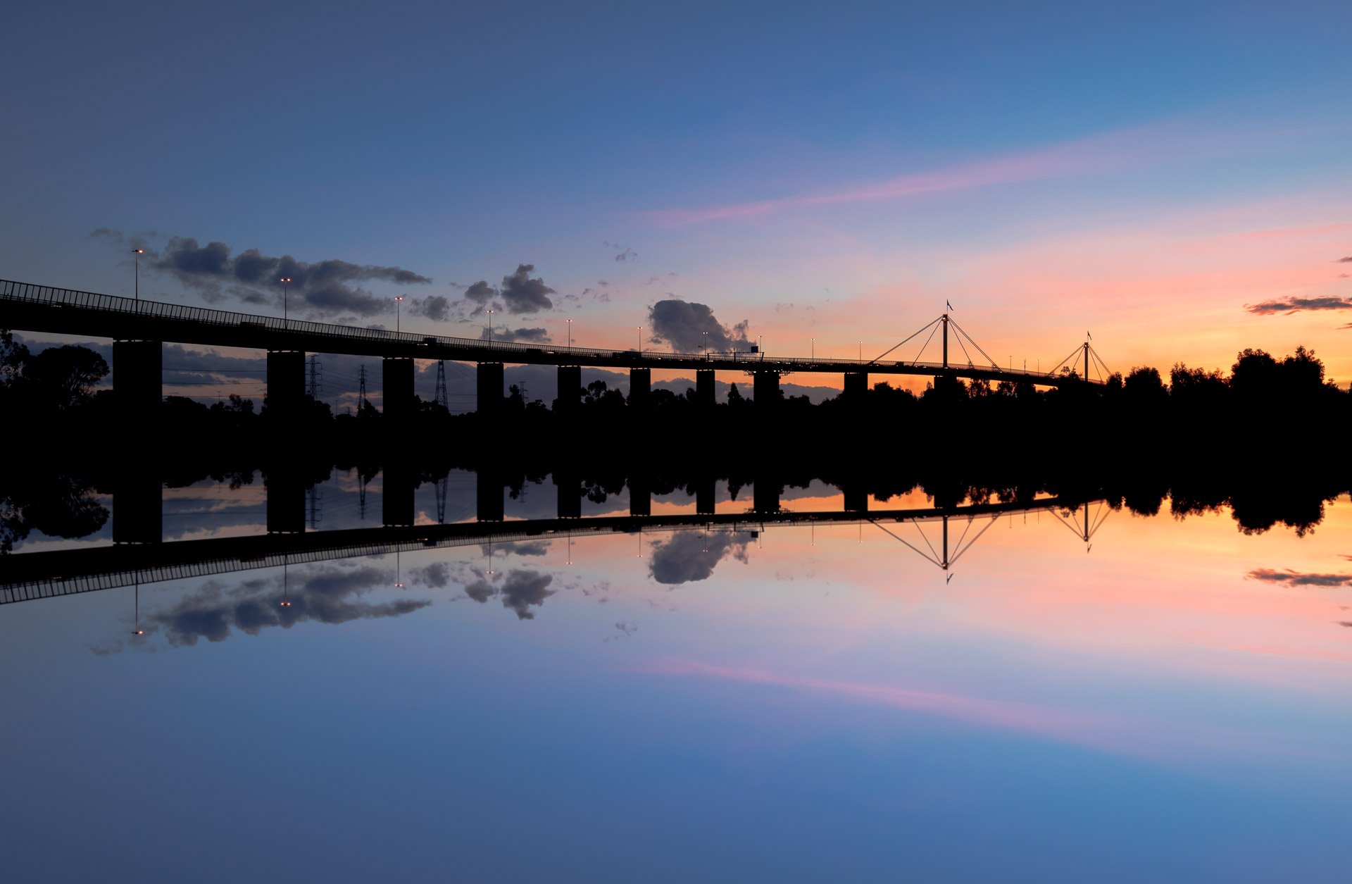 west-gate-bridge-reflection-sunset-melbourne-victoria-australia.jpg