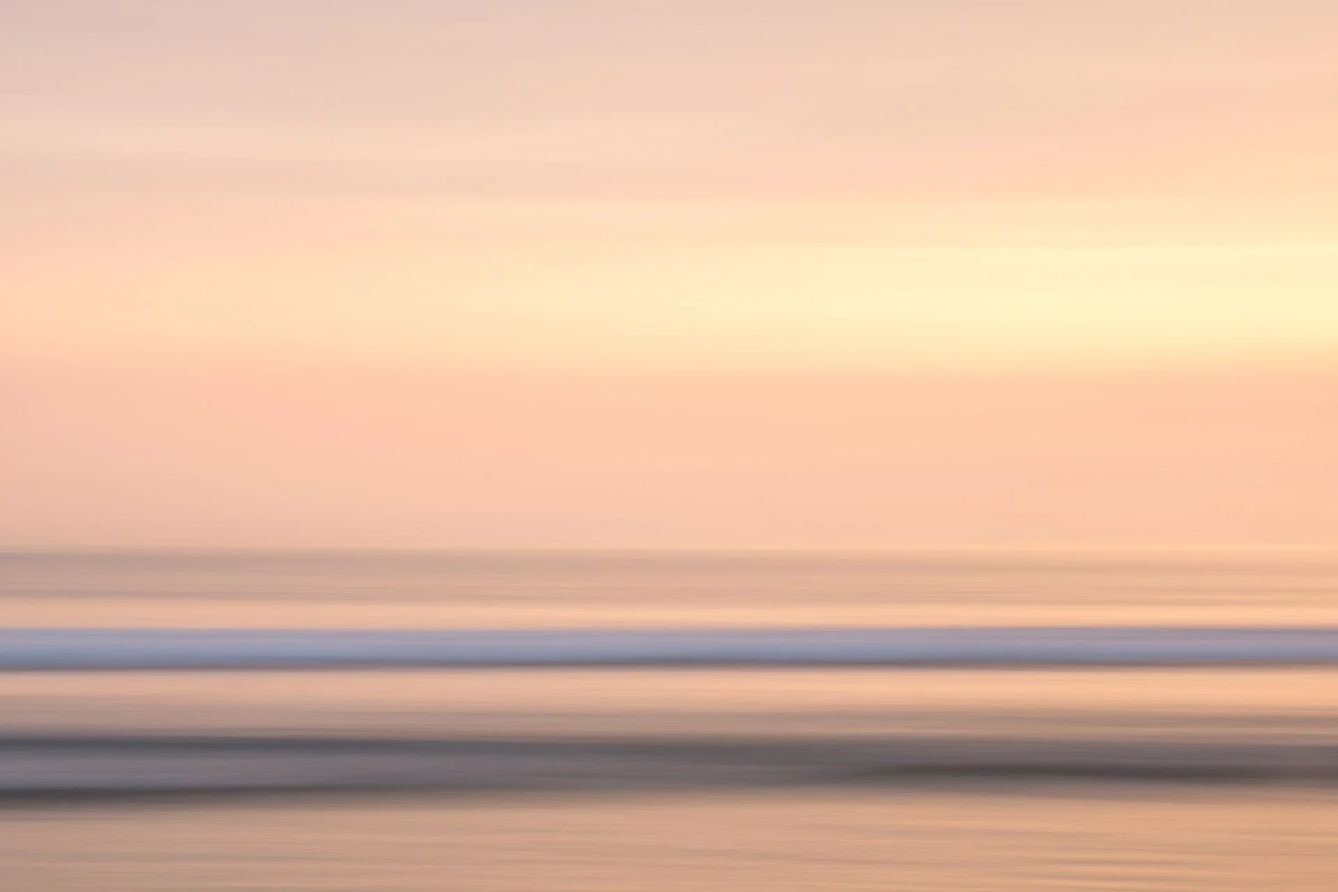pastel-ocean-motion-sunset-indonesia-minimalist-seascape.jpg