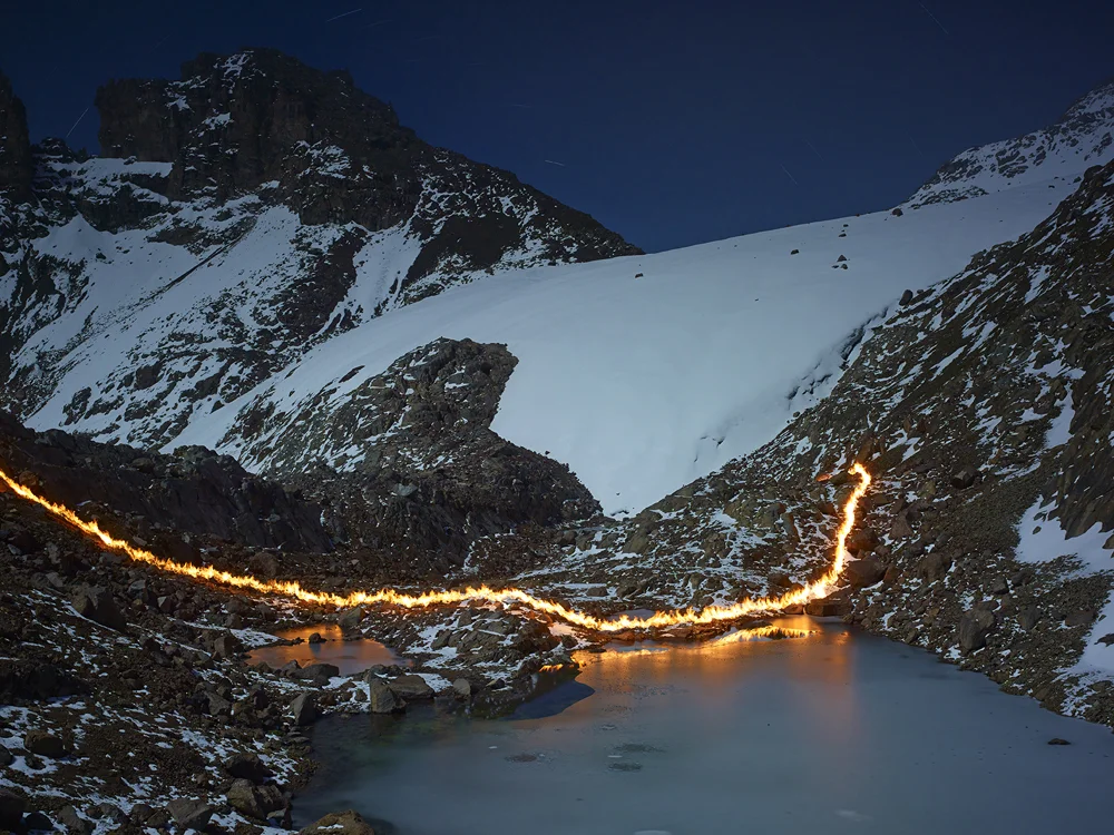 Photography by Simon Norfolk