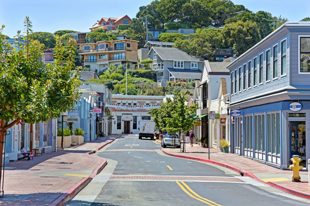 downtown tiburon.jpg