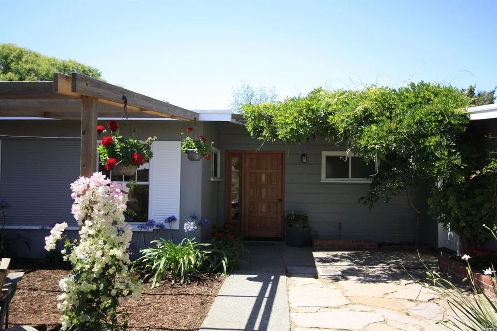 SOLD | 804 Hacienda Way, San Rafael $710,000