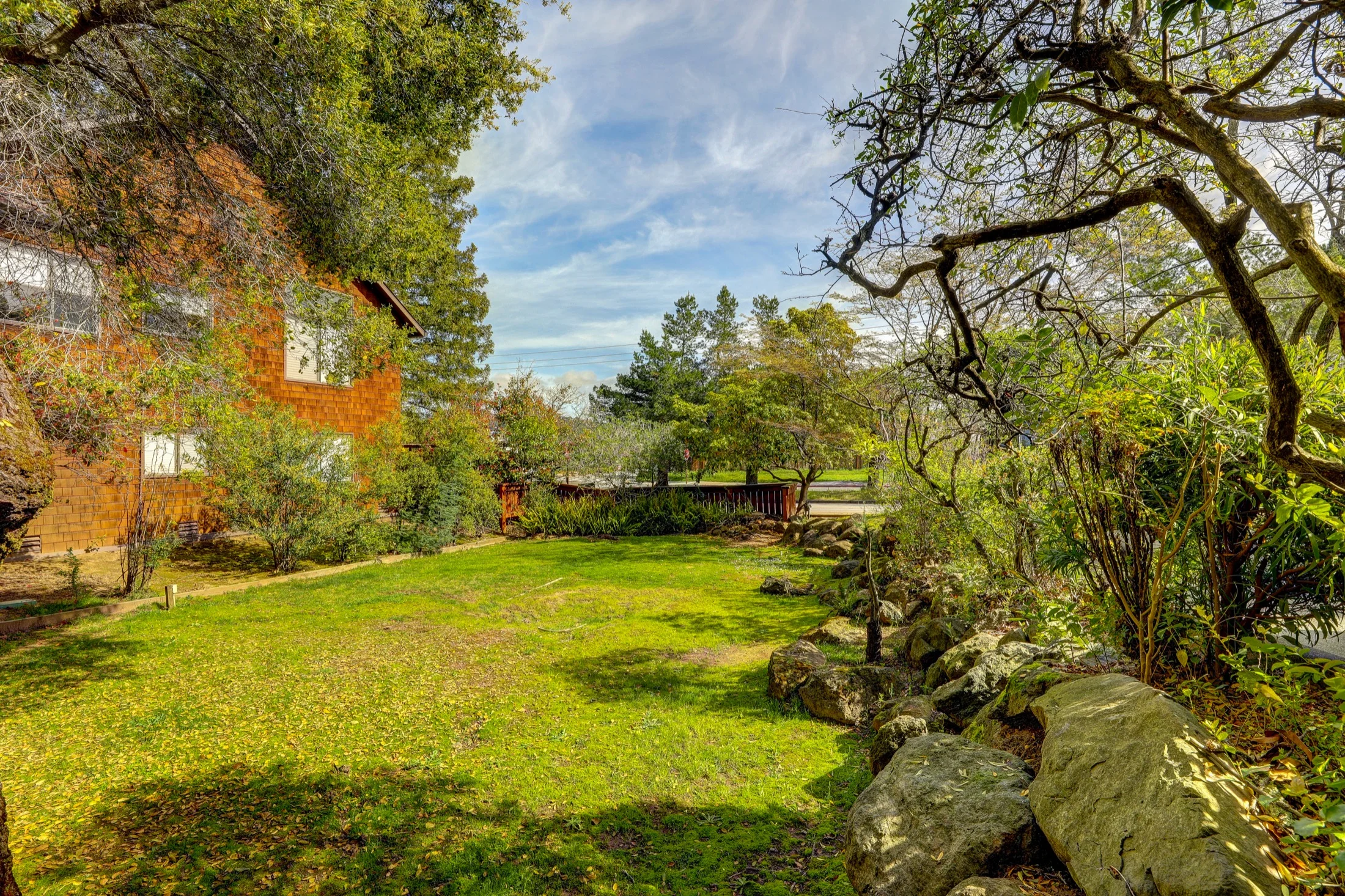 883Magnolia 01 MLS.jpg