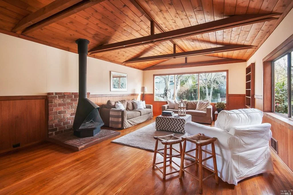SOLD | 152 Walnut Avenue, Mill Valley $1,210,000