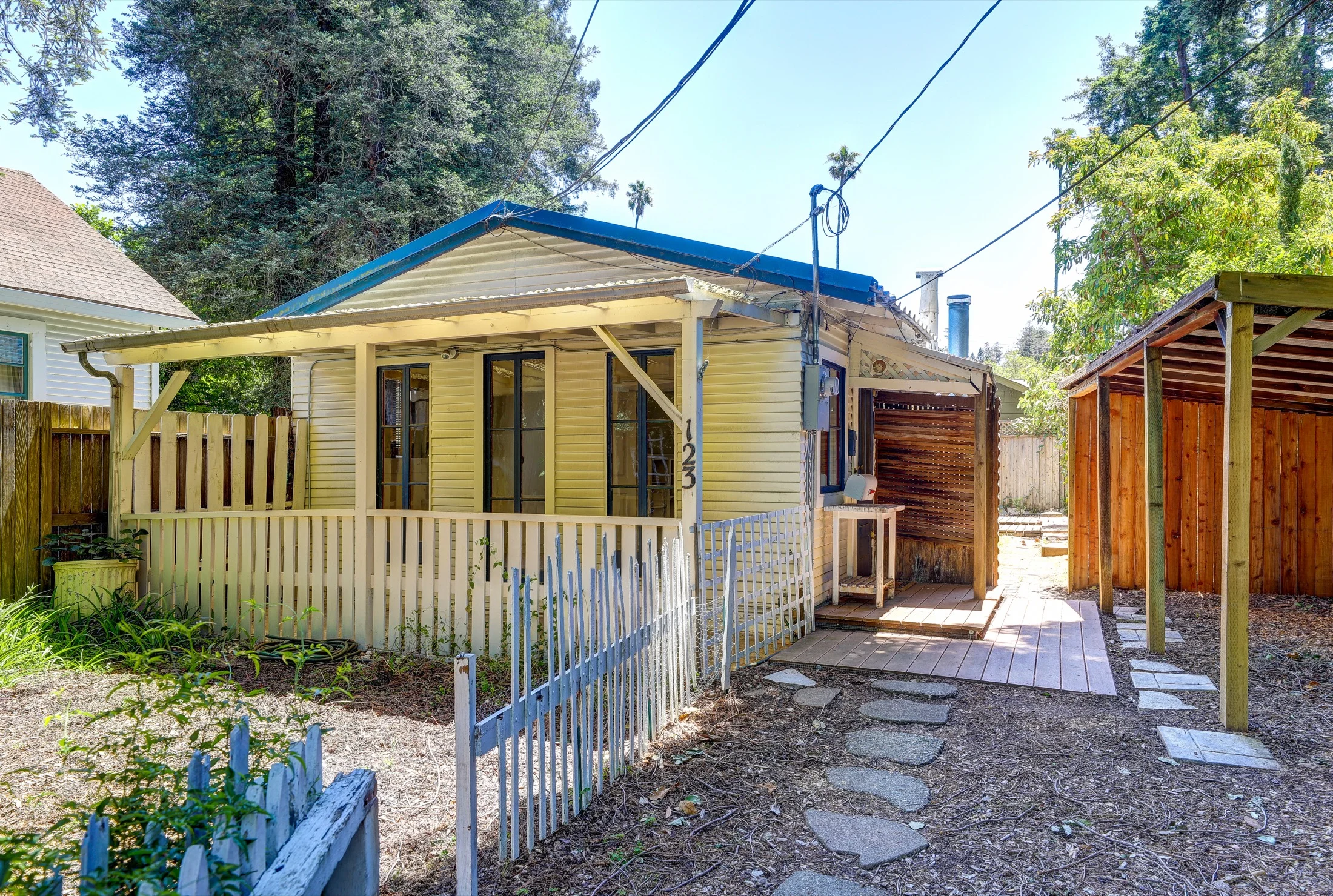 SOLD | 123 William Avenue, Larkspur $720,000