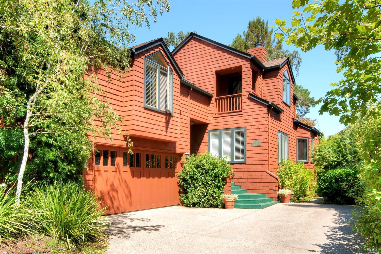 SOLD OFF-MARKET | 7 Lilac Avenue, Kentfield $2,392,000