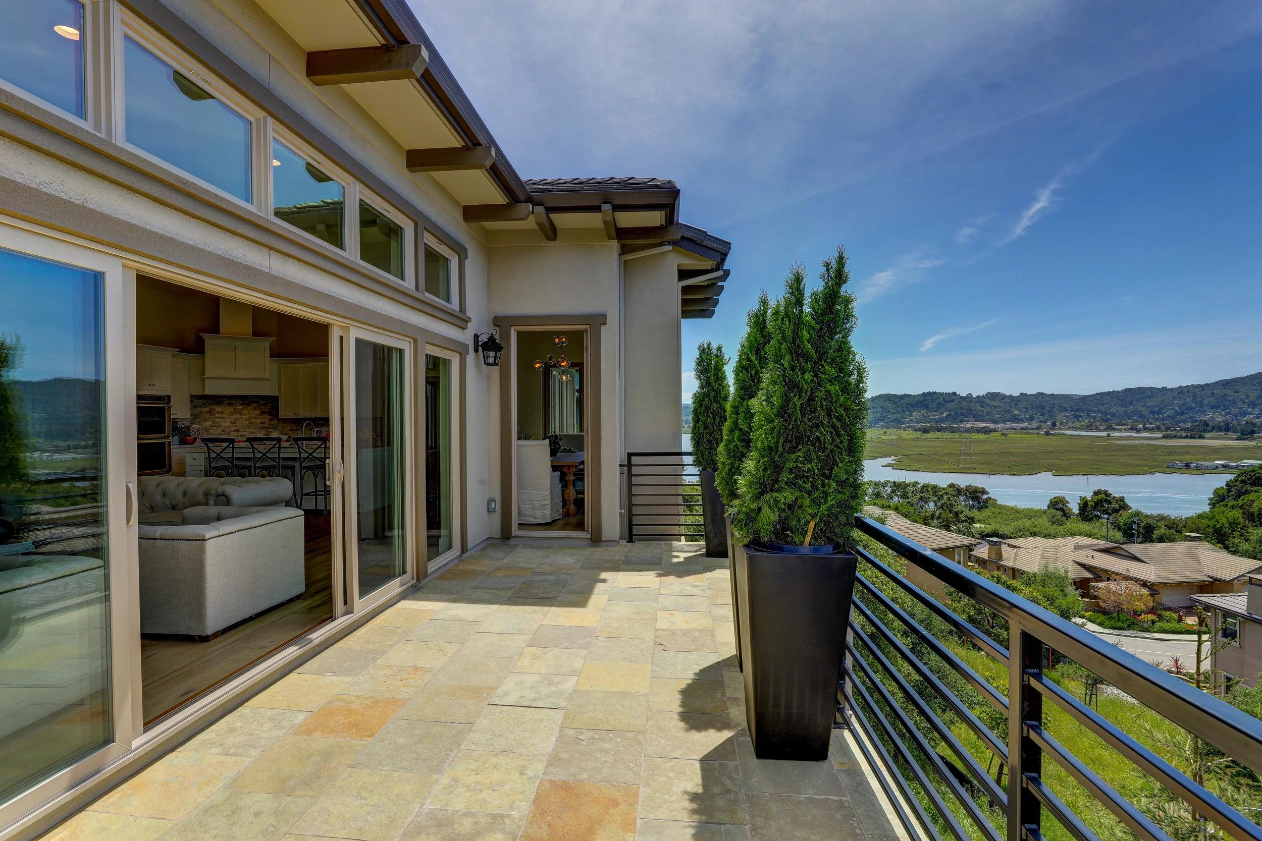 29 Drakes Cove Larkspur's Best Realtor 42 - Own Marin Pacific Union - Marin County's Top Realtor.jpg