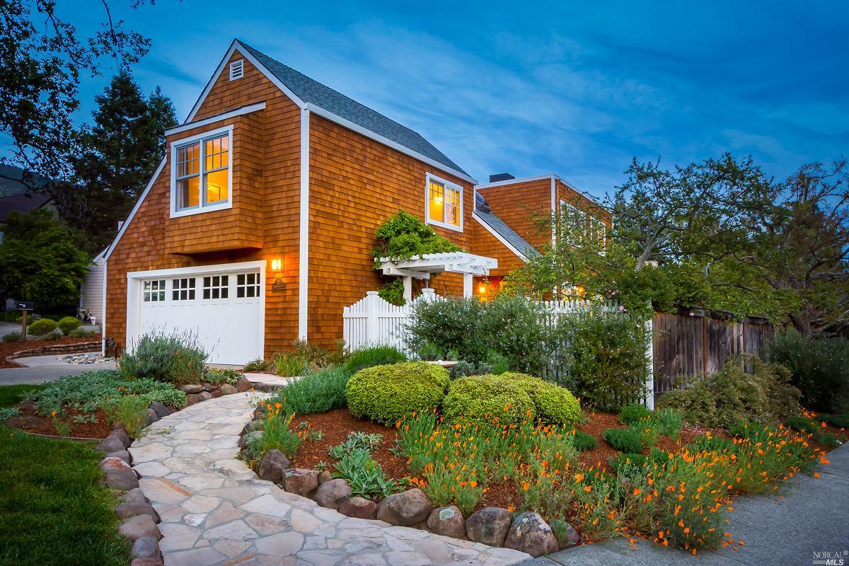 2 Honeysuckle Court, San Rafael, CA 94903 3 Beds - 3 Total Baths - 2,268 sq. ft. Sale price: $1,428,000