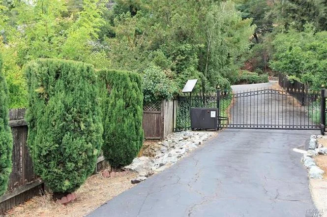 SOLD | 36 Wolfe Grade, Kentfield $1,665,000