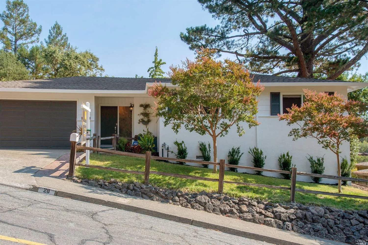 SOLD | 28 Woodside Drive, San Anselmo $1,075,000