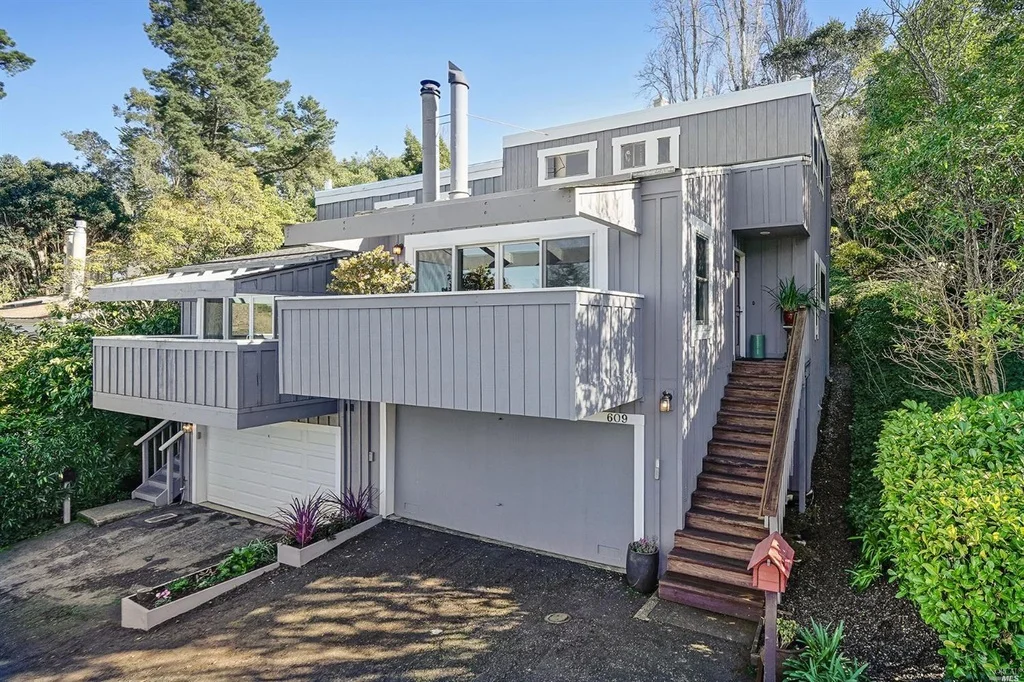 Sold | 609 Nevada Street, Sausalito $1.185M