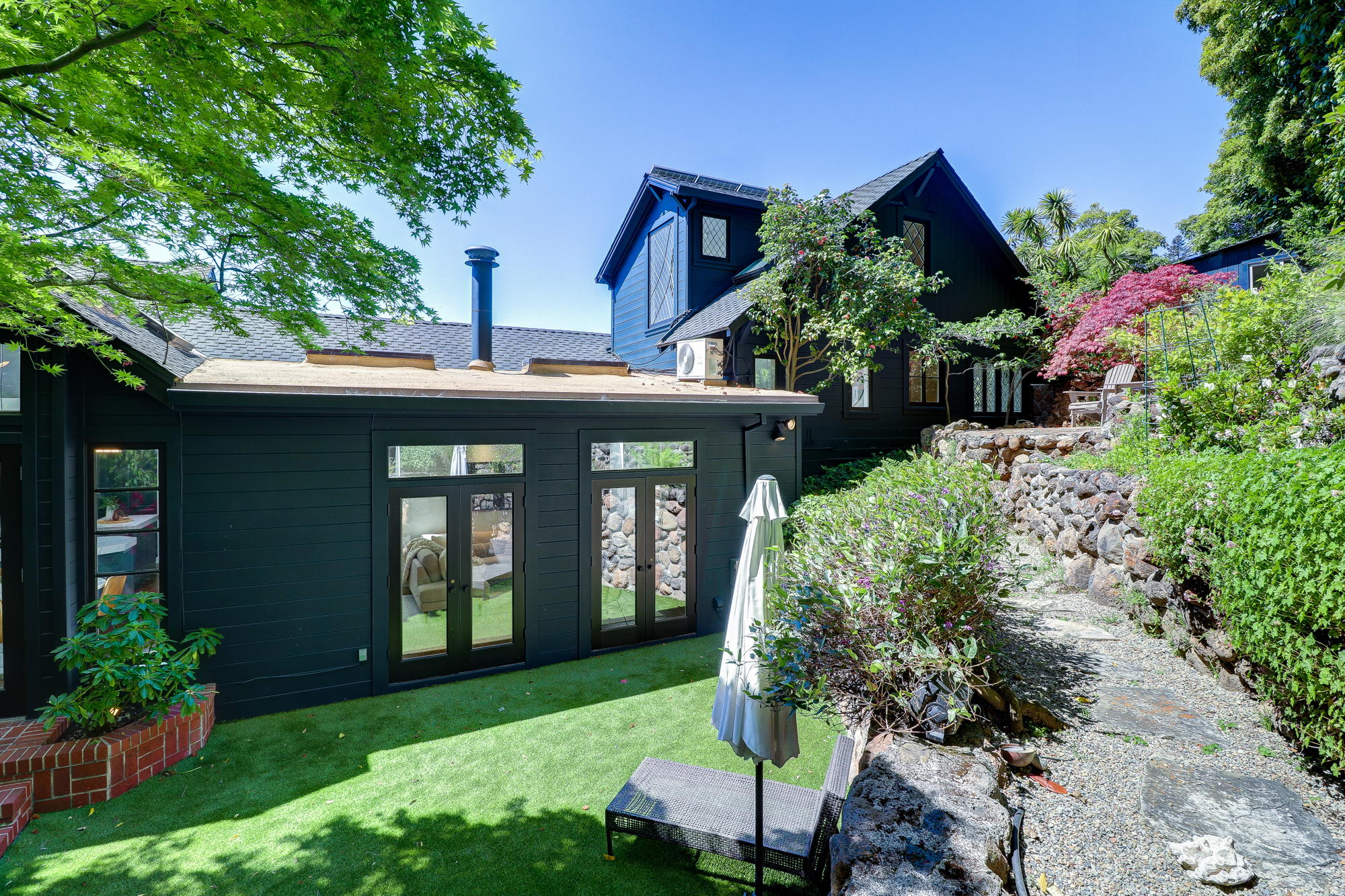 15 Elinor Ave, Homes for sale Mill Valley - 42- Listed by Team Own Marin with Compass Real Estate.jpg