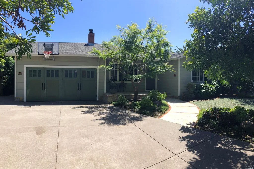 Sold Off-MLS | 39 McAllister Ave, Kentfield $1.975M