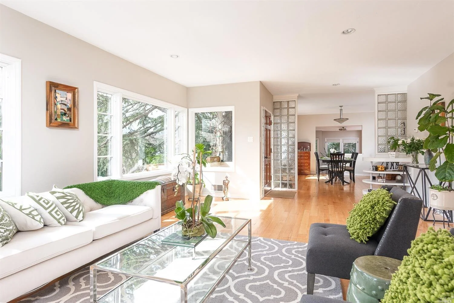 Sold | 10 Brookeside Drive, San Anselmo $1.550M