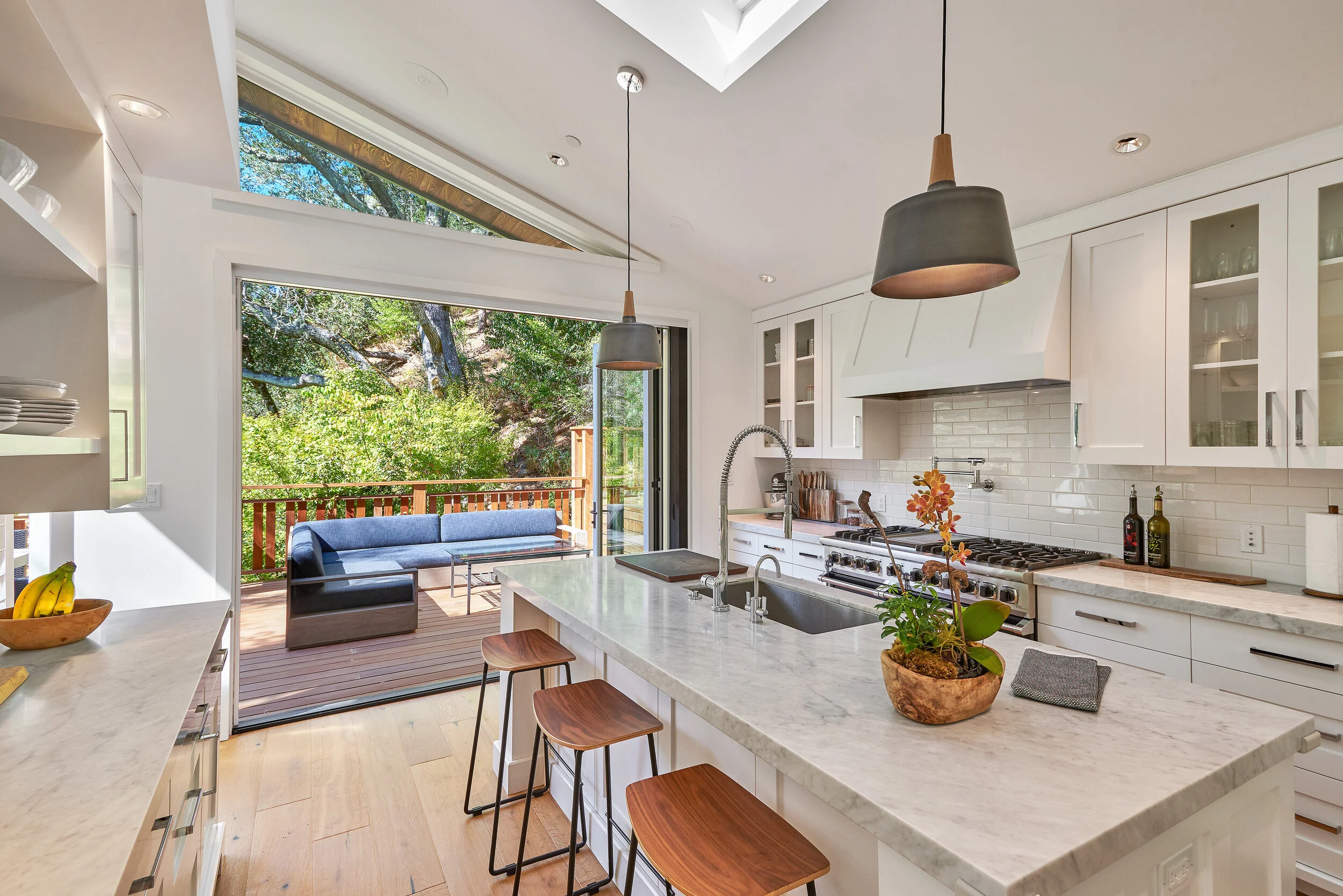 Sold Off-MLS | 83 Hatzic Way, Larkspur $3.05M