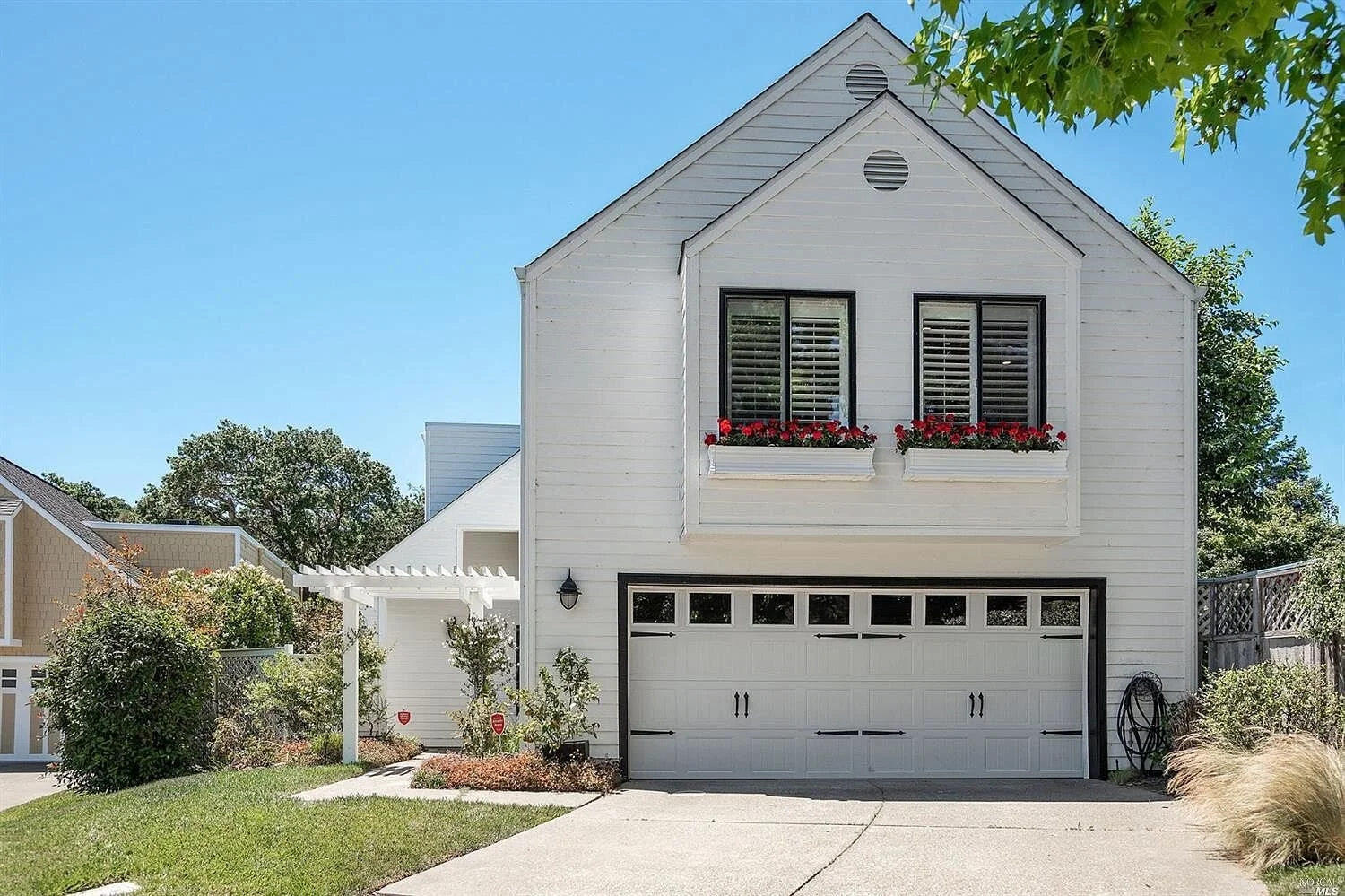 Sold | 4 Blue Oak Court, San Rafael $1.398M