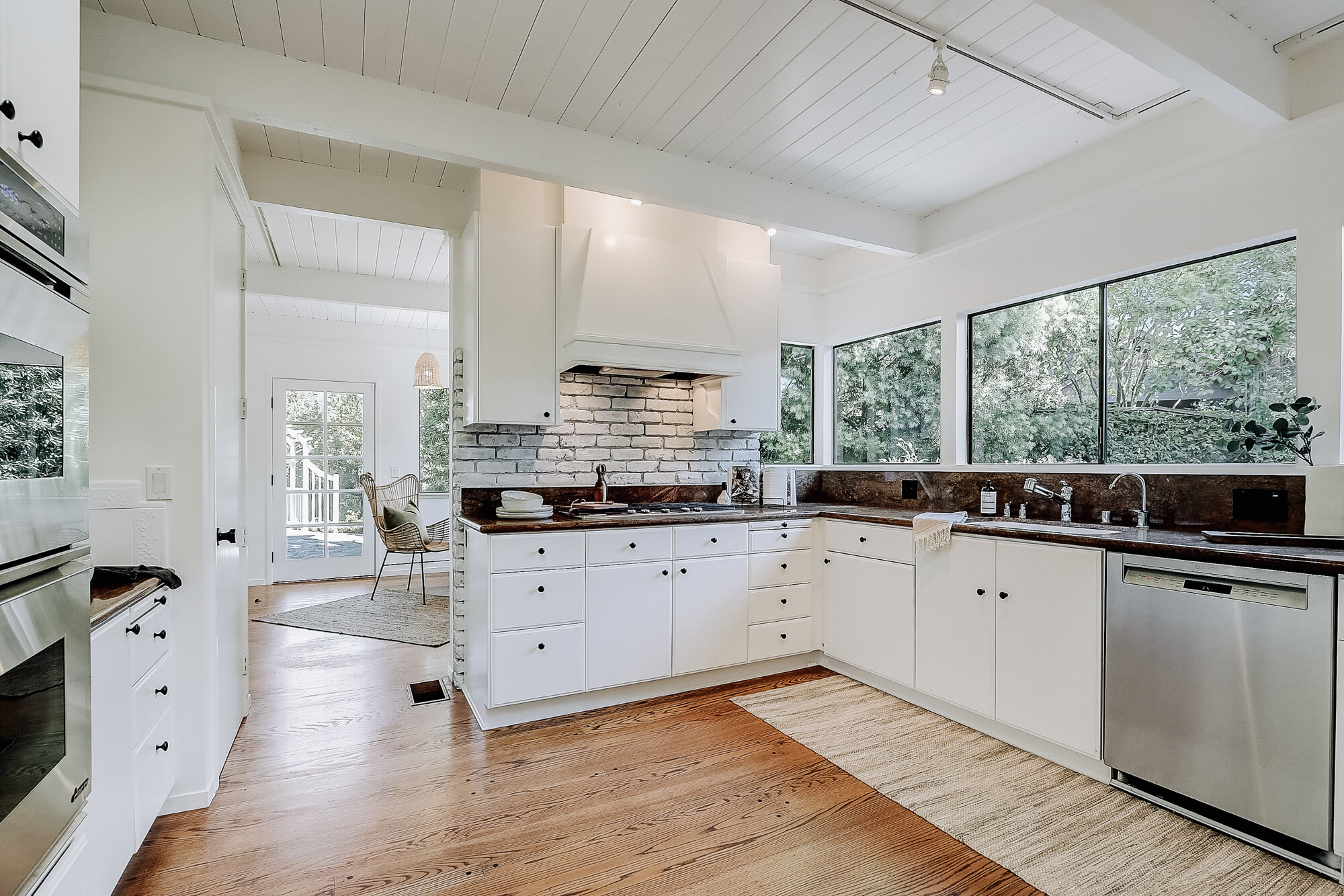 111 Cypress Avenue, Kentfield - Listed by Whitney Potter + Barr Haney Own Marin-14.jpg