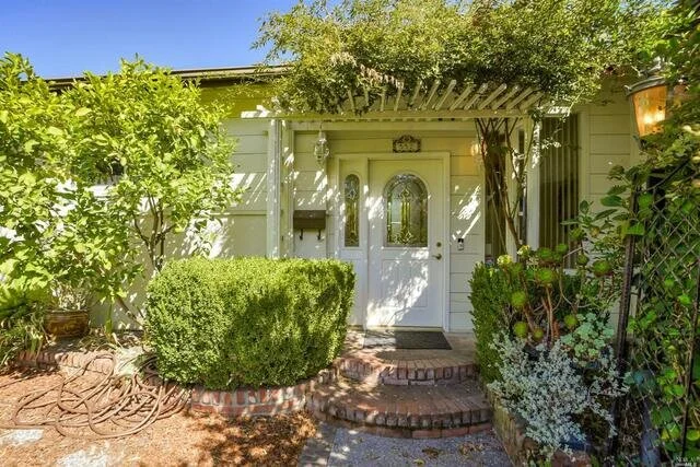 Sold | 552 Montecillo Road, San Rafael $1.35M