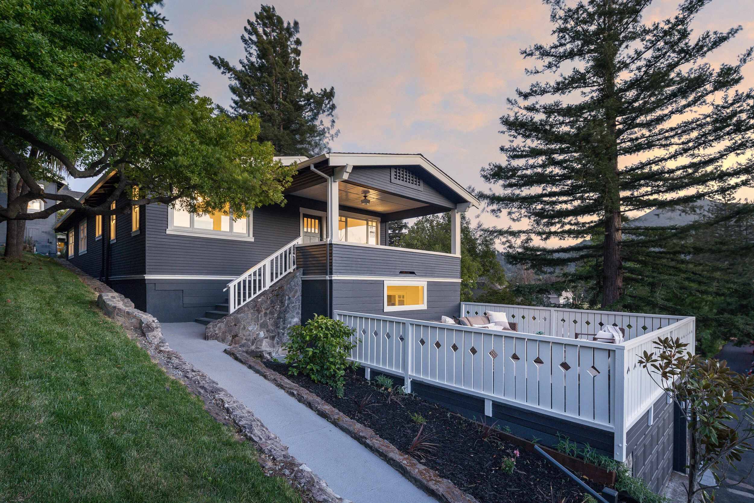 18 Elm Avenue, Kentfield $2.743M