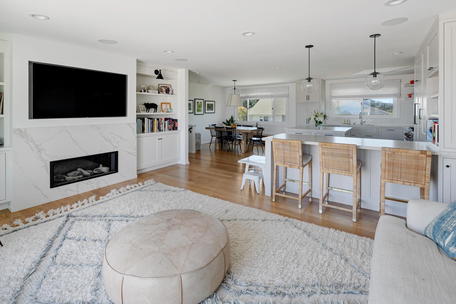 50 Via La Paz, Greenbrae $2.325M