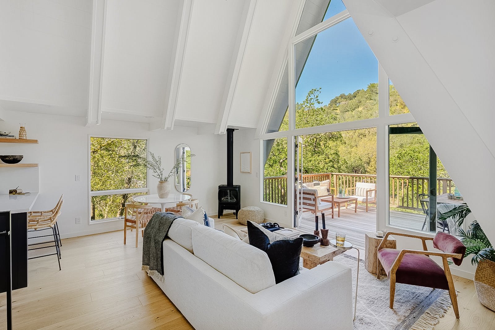 28 Piper Lane Fairfax Real Estate _ Listed by Whitney Potter at Own Marin -13.jpg