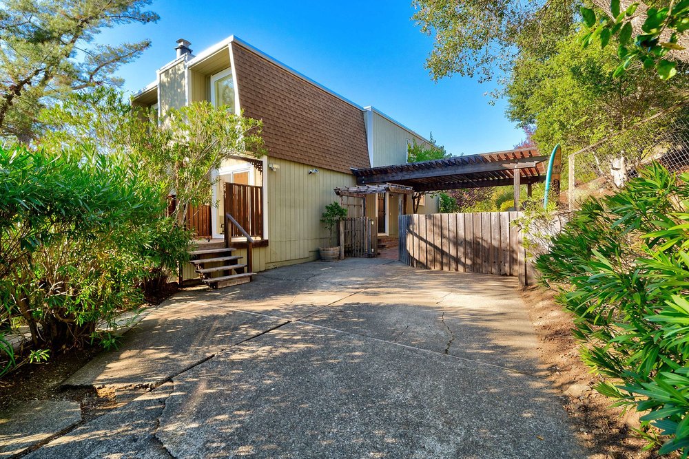 29 Martling Road San Anselmo For Sale with Real Estate Agent Whitney Blickman at Own Marin -4.jpg