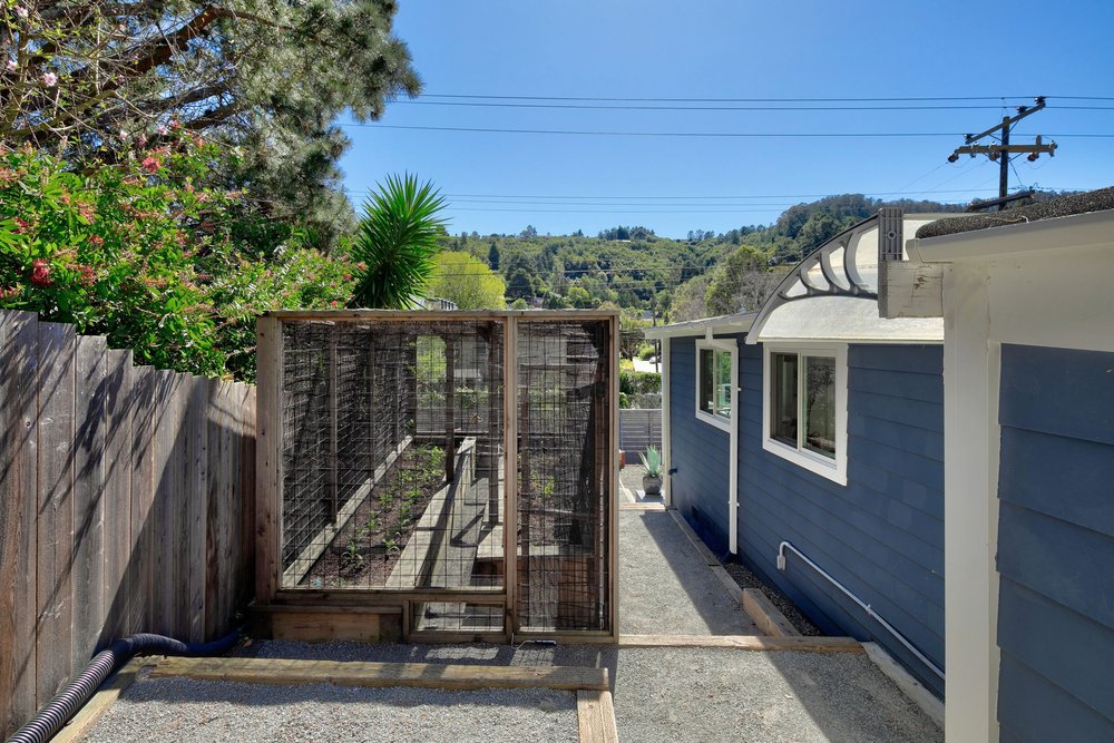 368 Shoreline Highway, Mill Valley listed by Mill Valley Realtor Allie Fornesi at Own Marin-34.jpg
