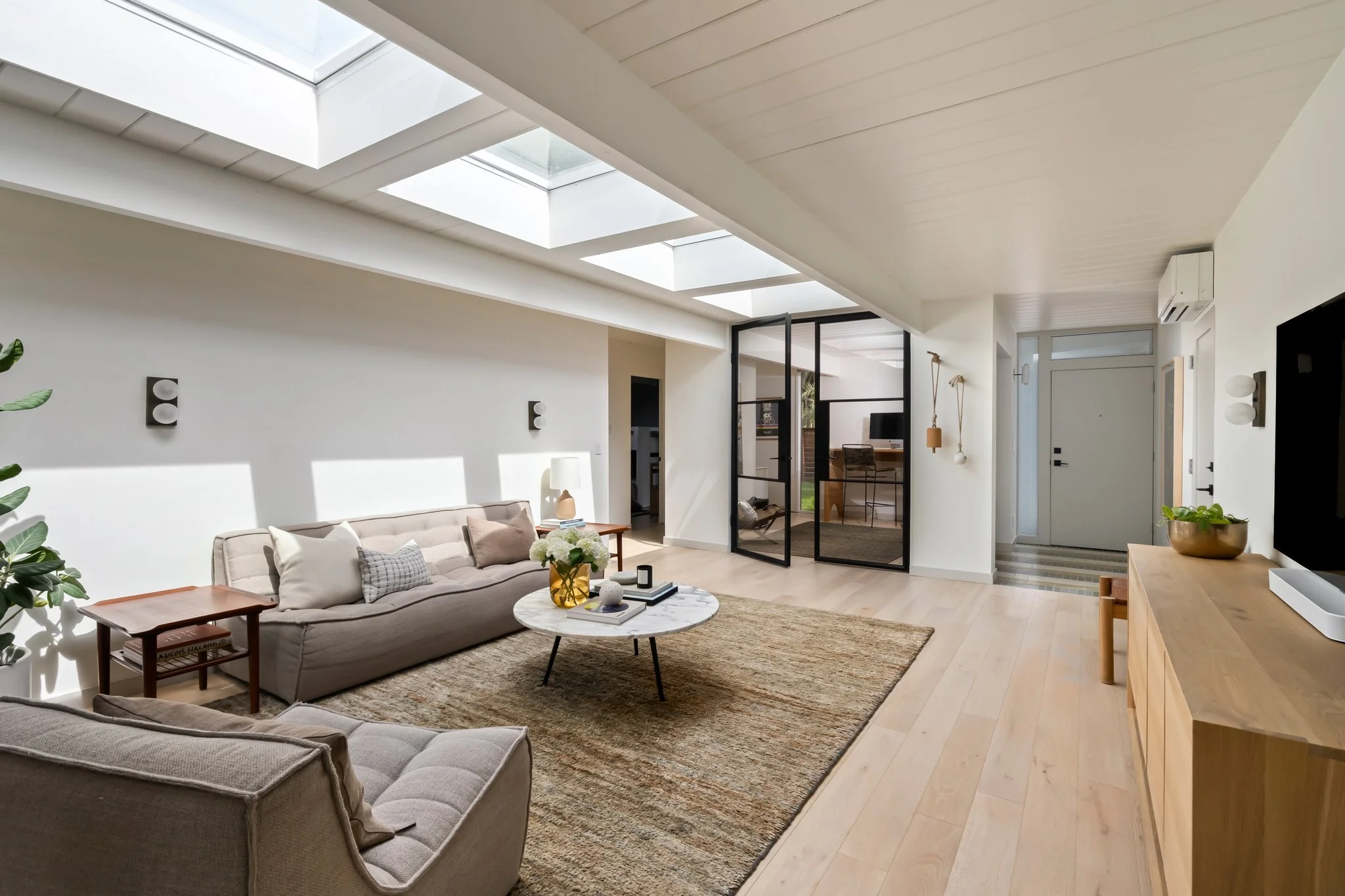 Lucas Valley Eichler For Sale by Julia Fitzpatrick Own Marin | Marin County's #1 Real Estate Team2025-07-07 at 9.36.17 AM 4.jpg