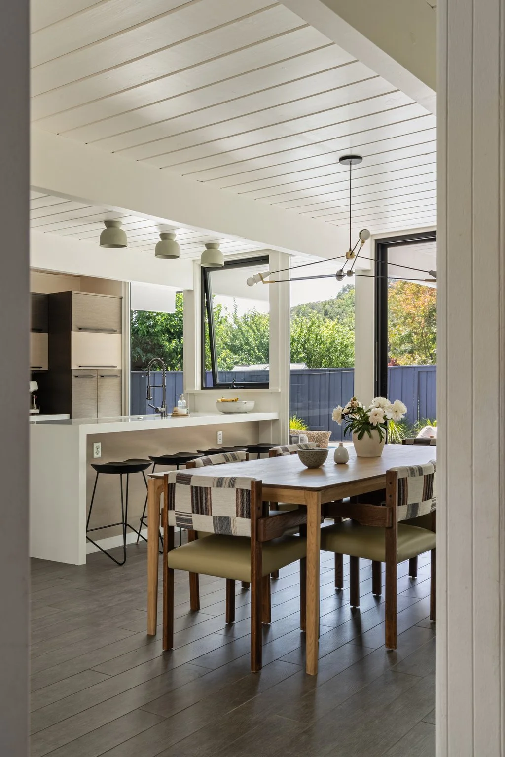 Lucas Valley Eichler For Sale by Julia Fitzpatrick Own Marin | Marin County's #1 Real Estate Team2025-07-07 at 9.36.17 AM 44.jpg