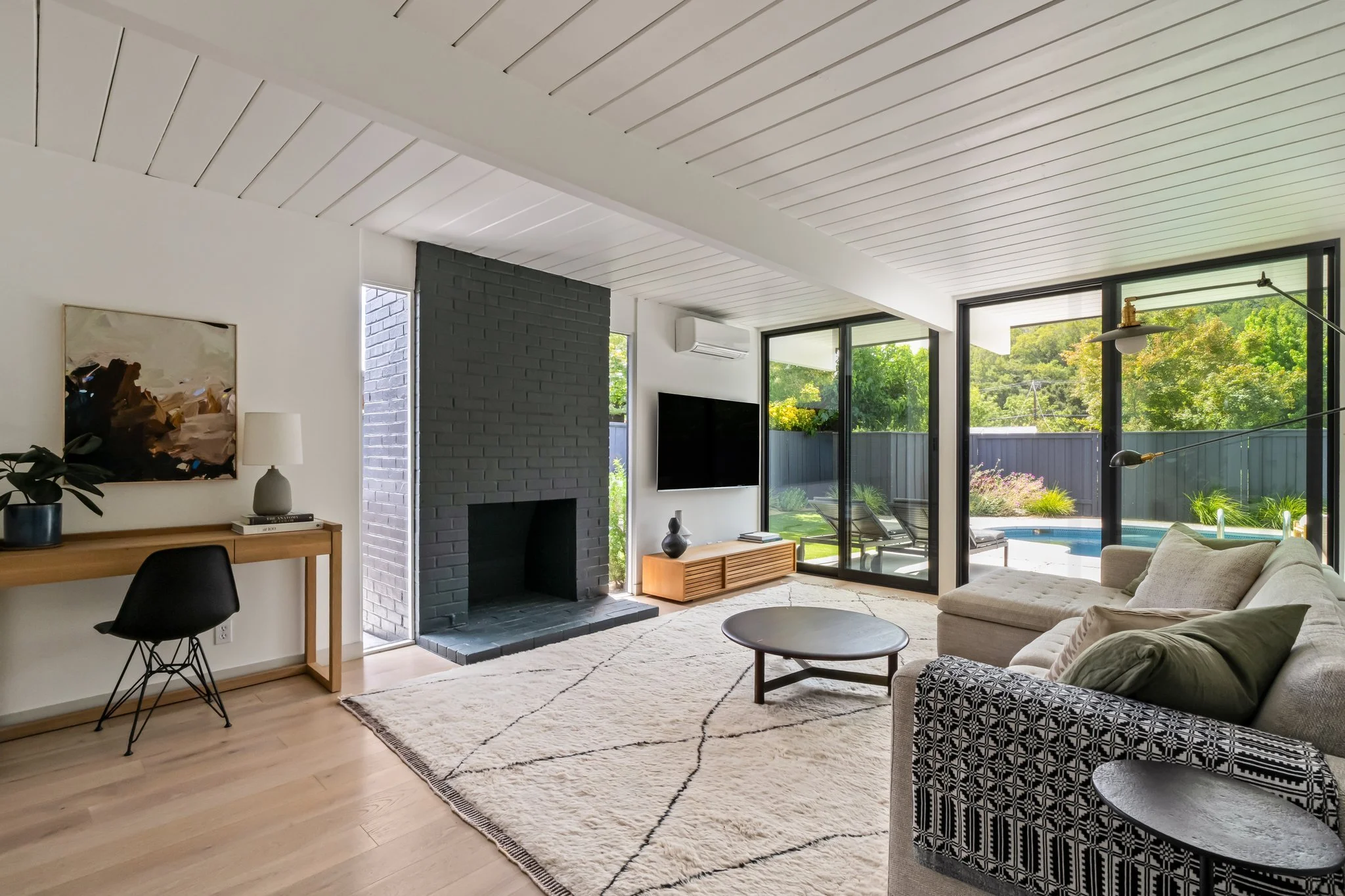 Lucas Valley Eichler For Sale by Julia Fitzpatrick Own Marin | Marin County's #1 Real Estate Team2025-07-07 at 9.36.17 AM 19.jpg