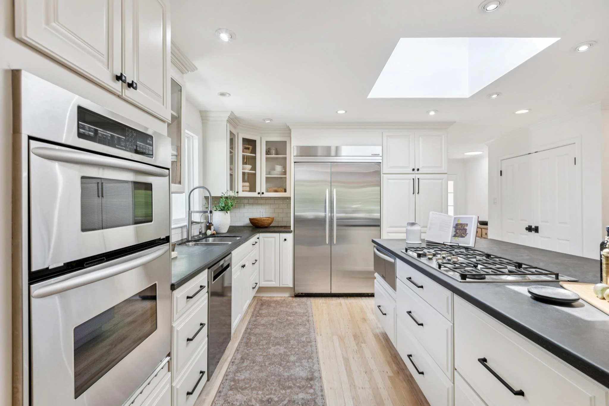 Kentfield Home For Sale by Barr Haney Own Marin | Marin County's #1 Real Estate Team2025-08-04 at 10.15.55 AM 19.web.jpg
