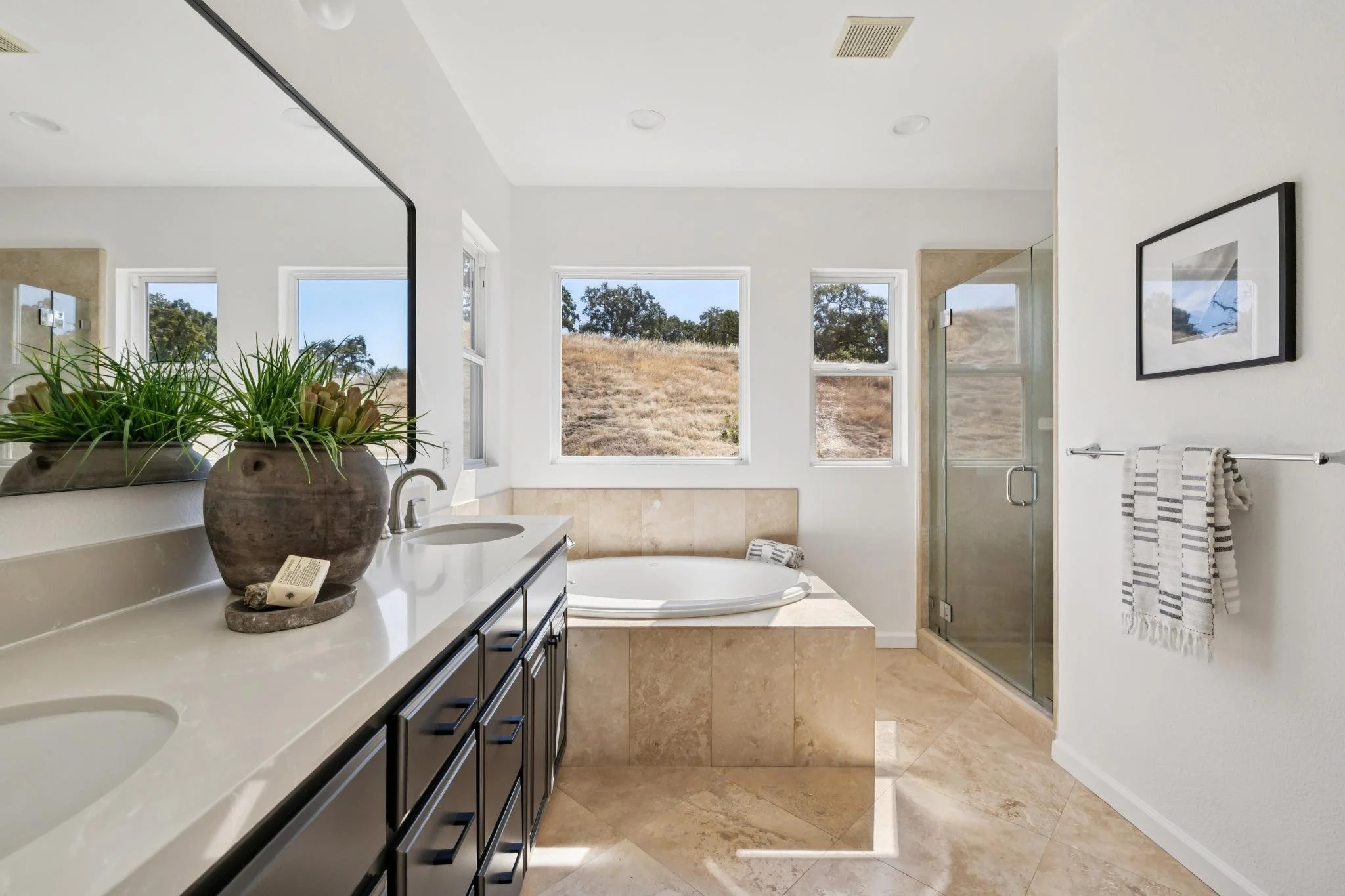 24 Sunny Cove Novato For Sale by Whitney Potter Own Marin | Marin County's #1 Real Estate Team2025-08-17 at 6.23.46 PM 50.web.jpg