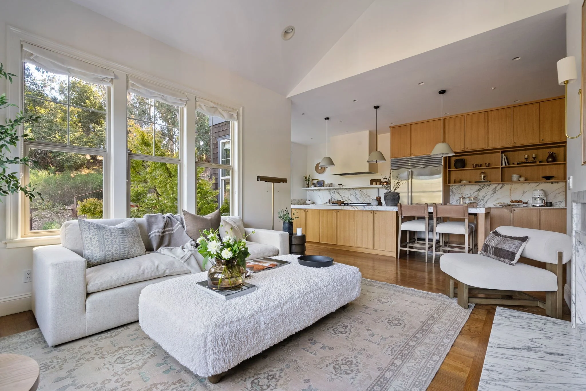 28-web-or-mls-562-alta-way.jpg