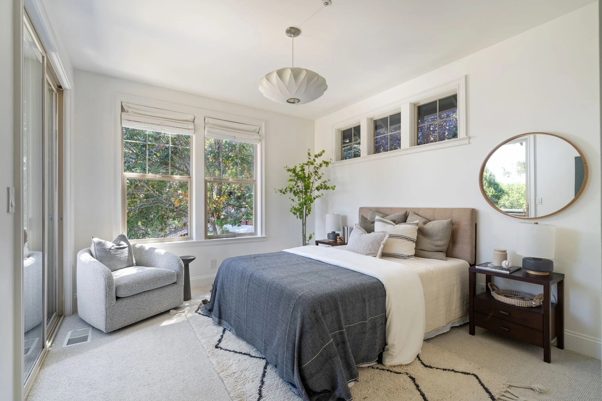 55-web-or-mls-562-alta-way.jpg
