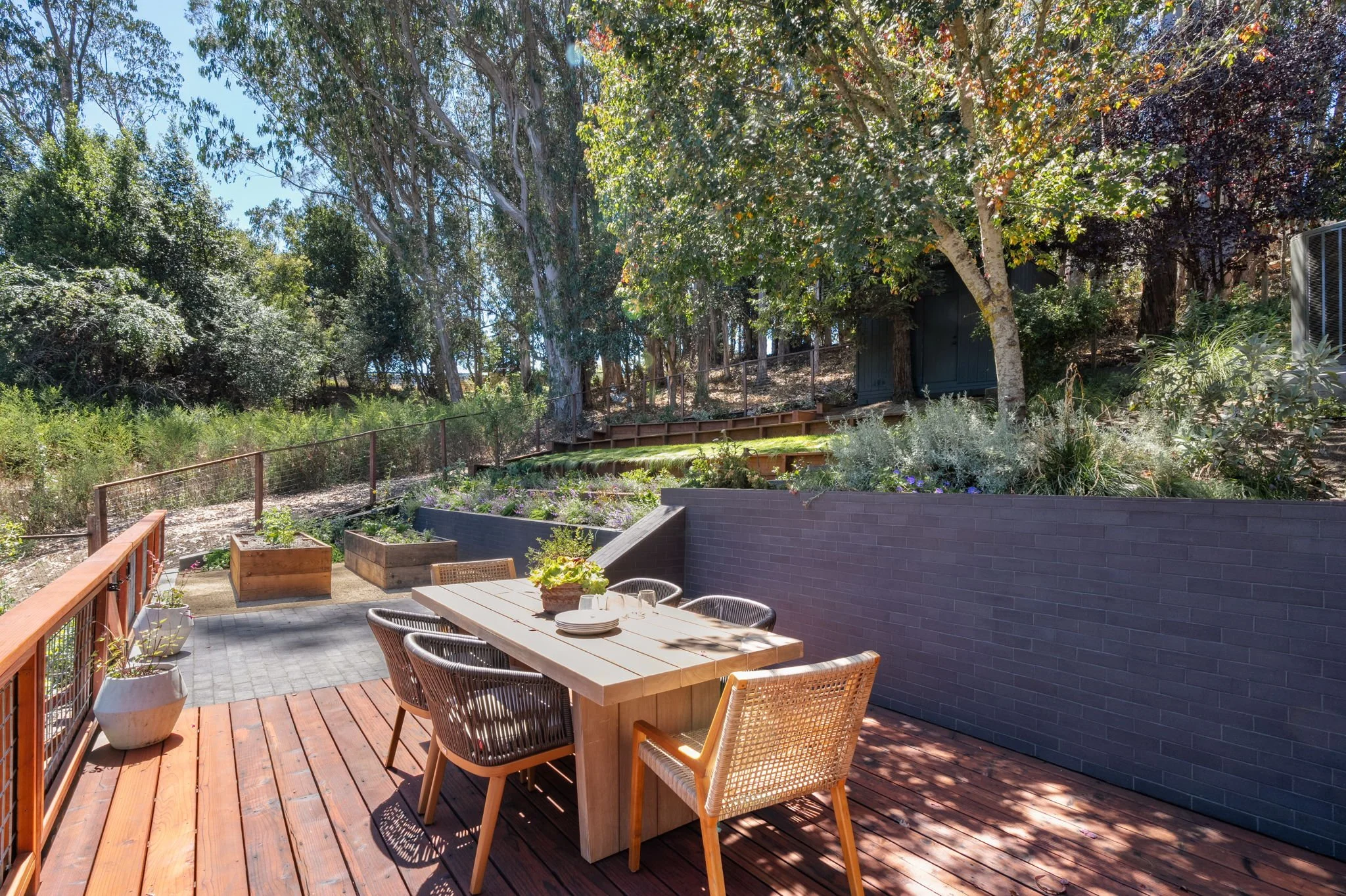 69-web-or-mls-562-alta-way.jpg