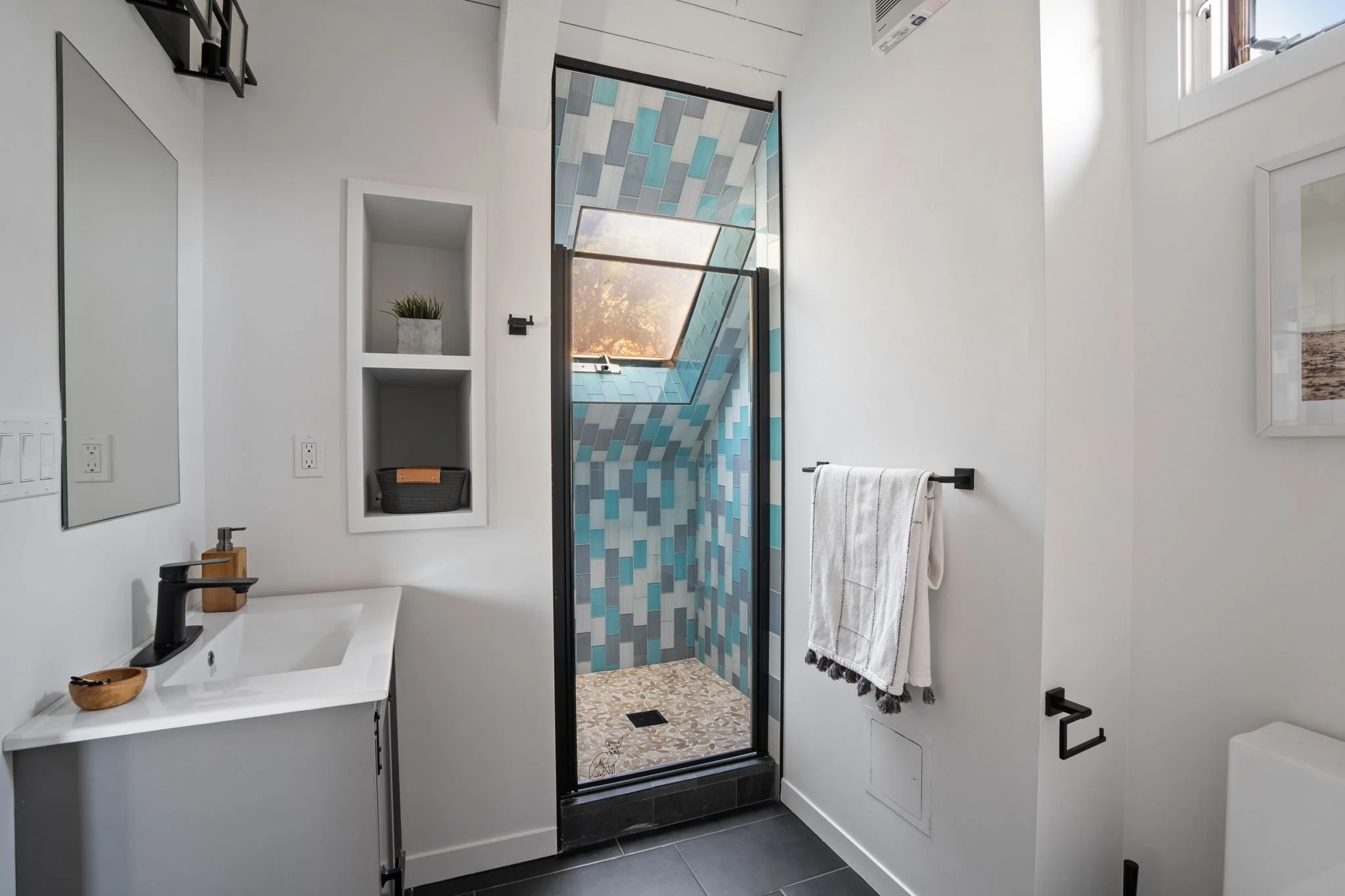 77 Mountain View Ave For Sale by Whitney Blickman Own Marin | Marin County's #1 Real Estate Team2025-09-08 at 11.44.30 AM 60.jpg