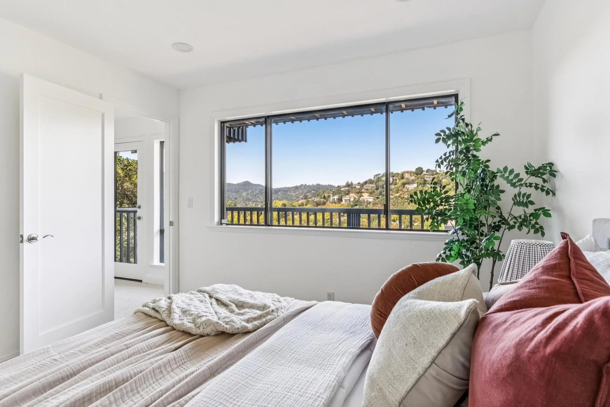 66 La Cuesta, Greenbrae For Sale by Barr Haney Own Marin | Marin County's #1 Real Estate Team2025-09-22 at 1.12.29 PM 84.web.jpg