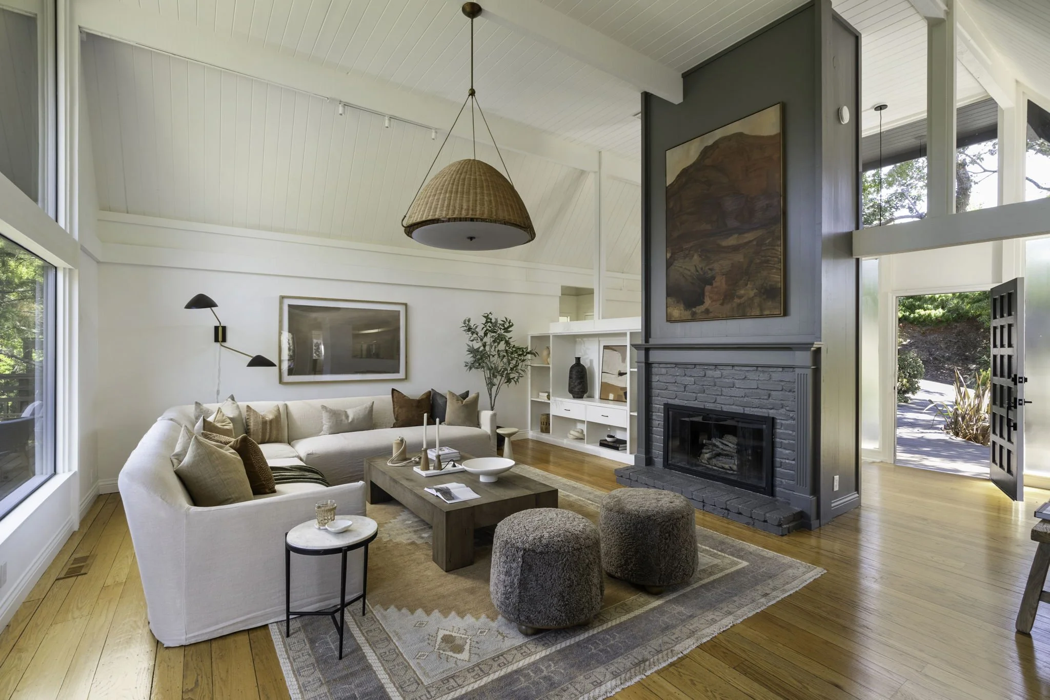 9-web-or-mls-271-wilson-way.jpg