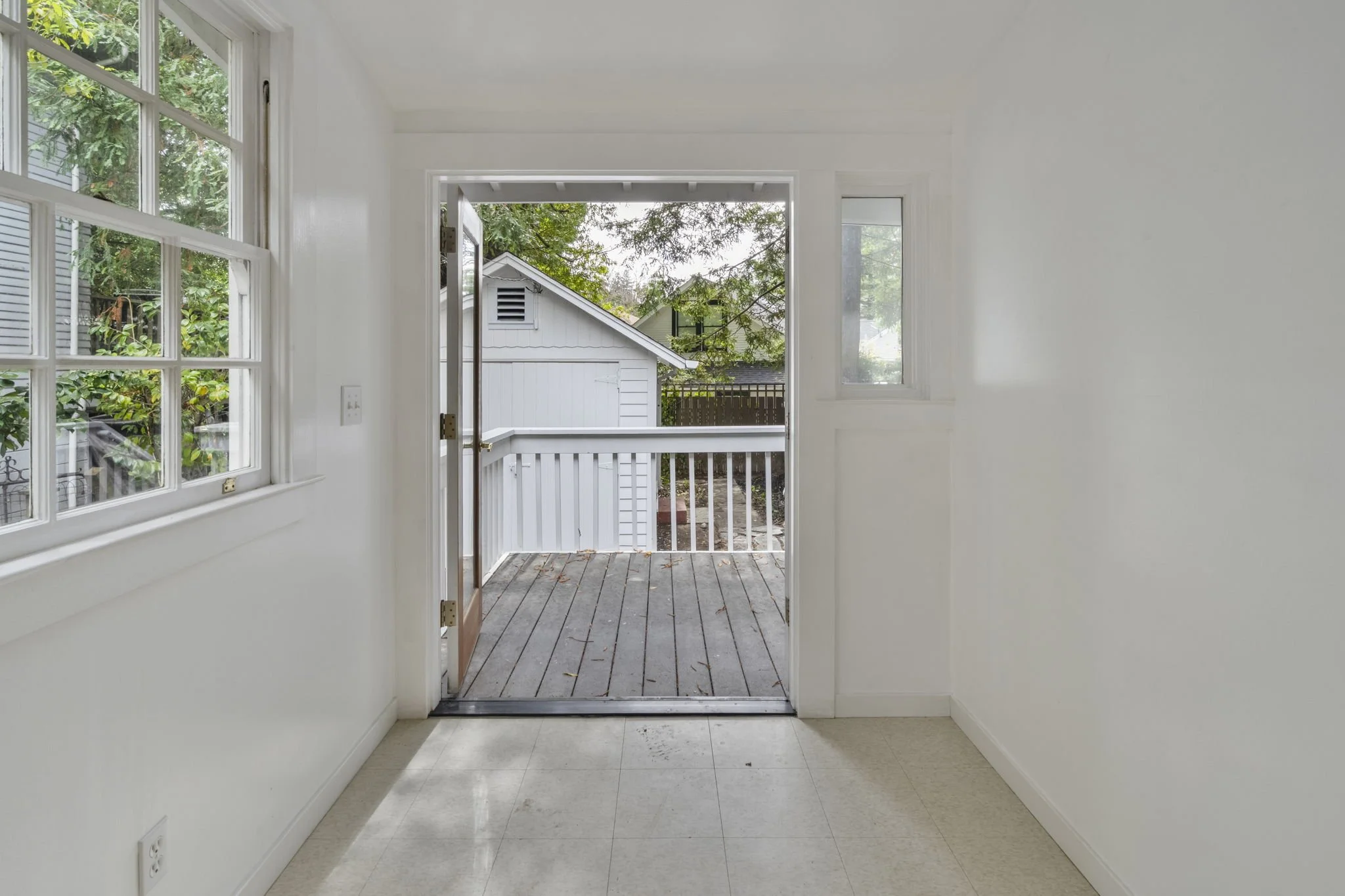 32 Mountain View Ave, Mill Valley For Sale by Whitney Potter Own Marin | Marin County's #1 Real Estate Team2025-09-30 at 1.34.00 PM 16.jpg