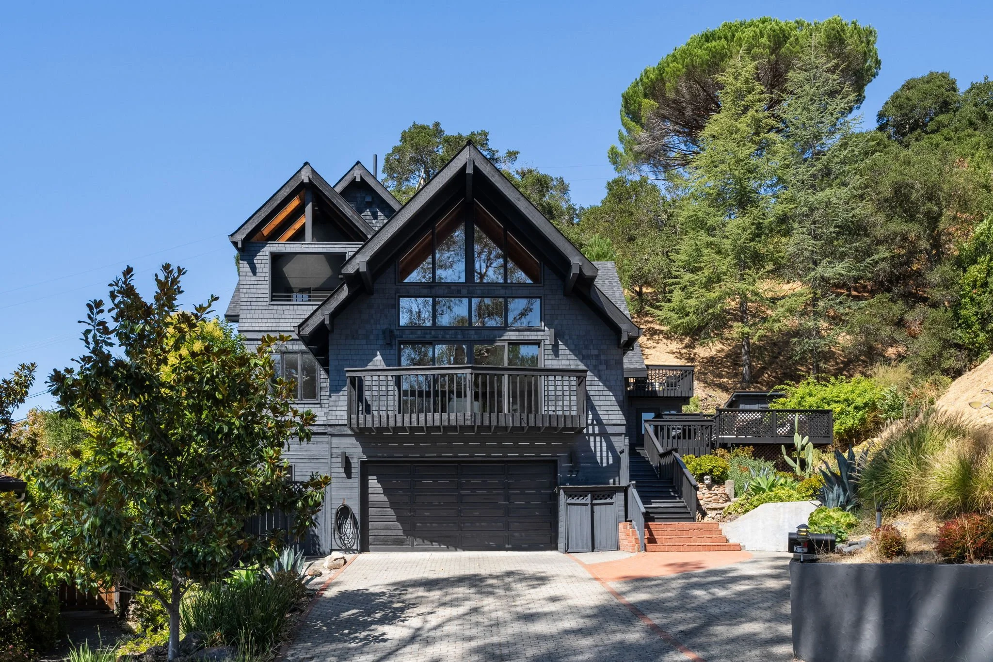 77 Mountain View Ave, San Anselmo $2.8M