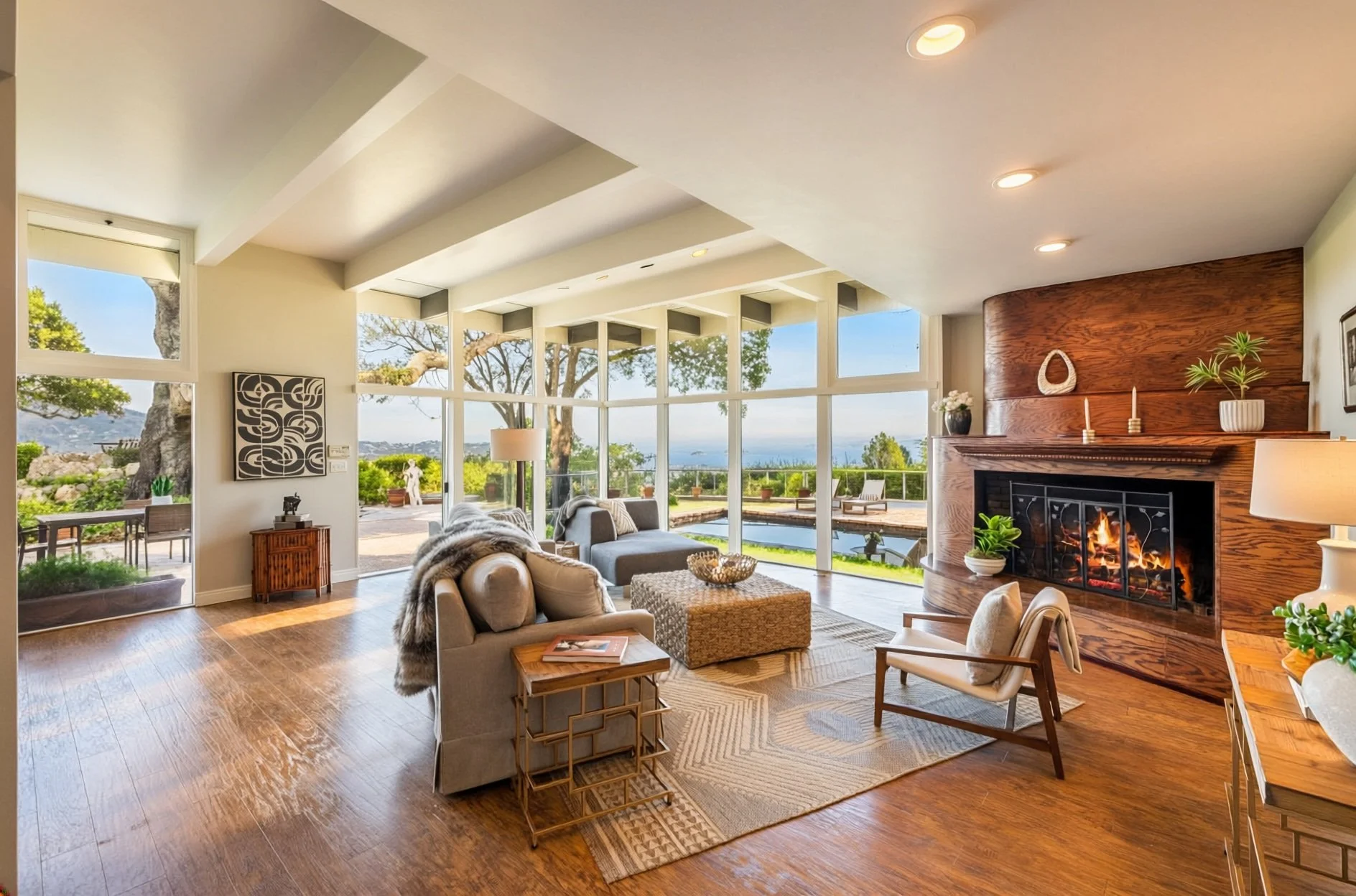 4. Living Room.jpg