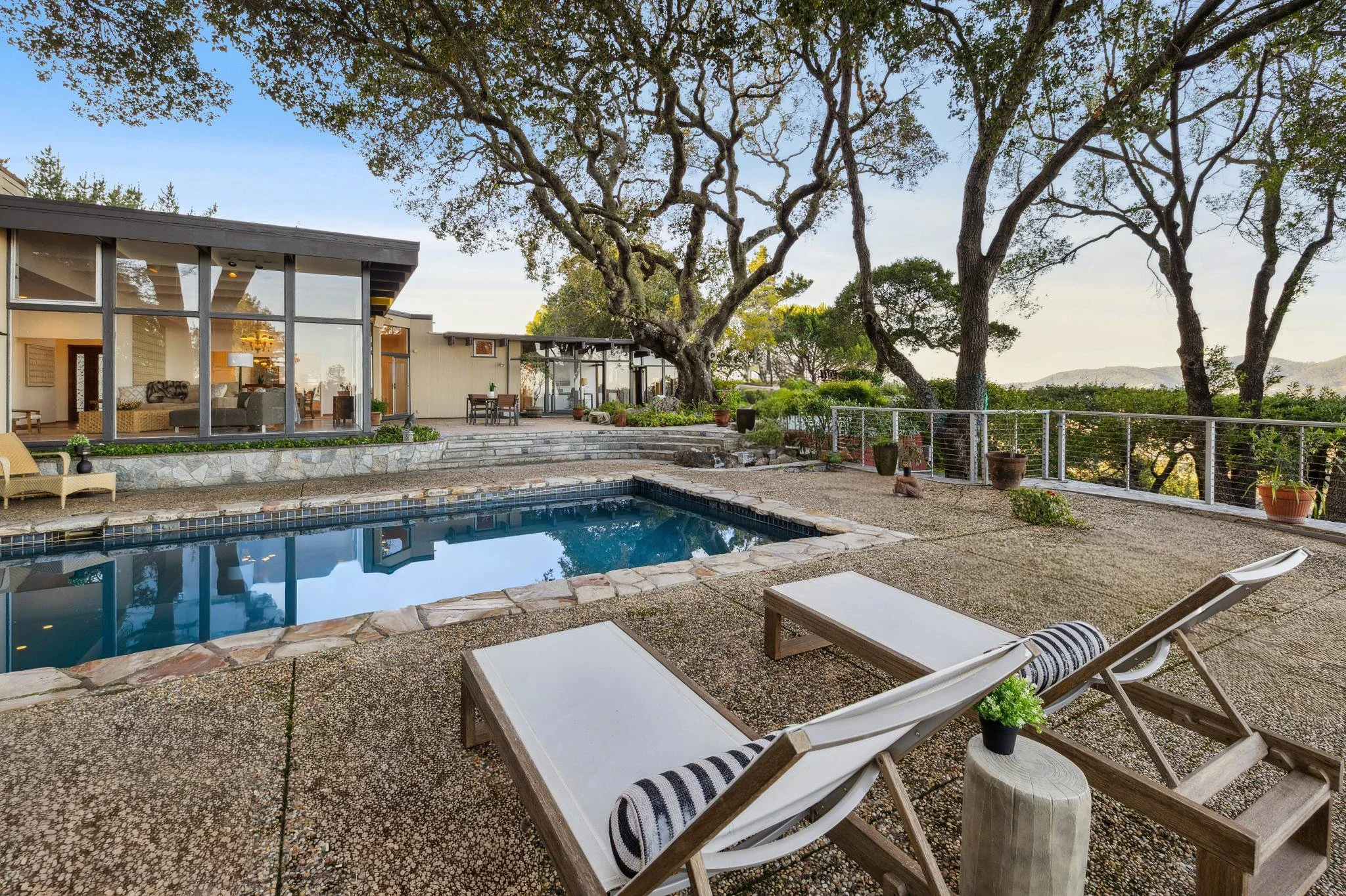 25 Oakhurst Road, San Rafael