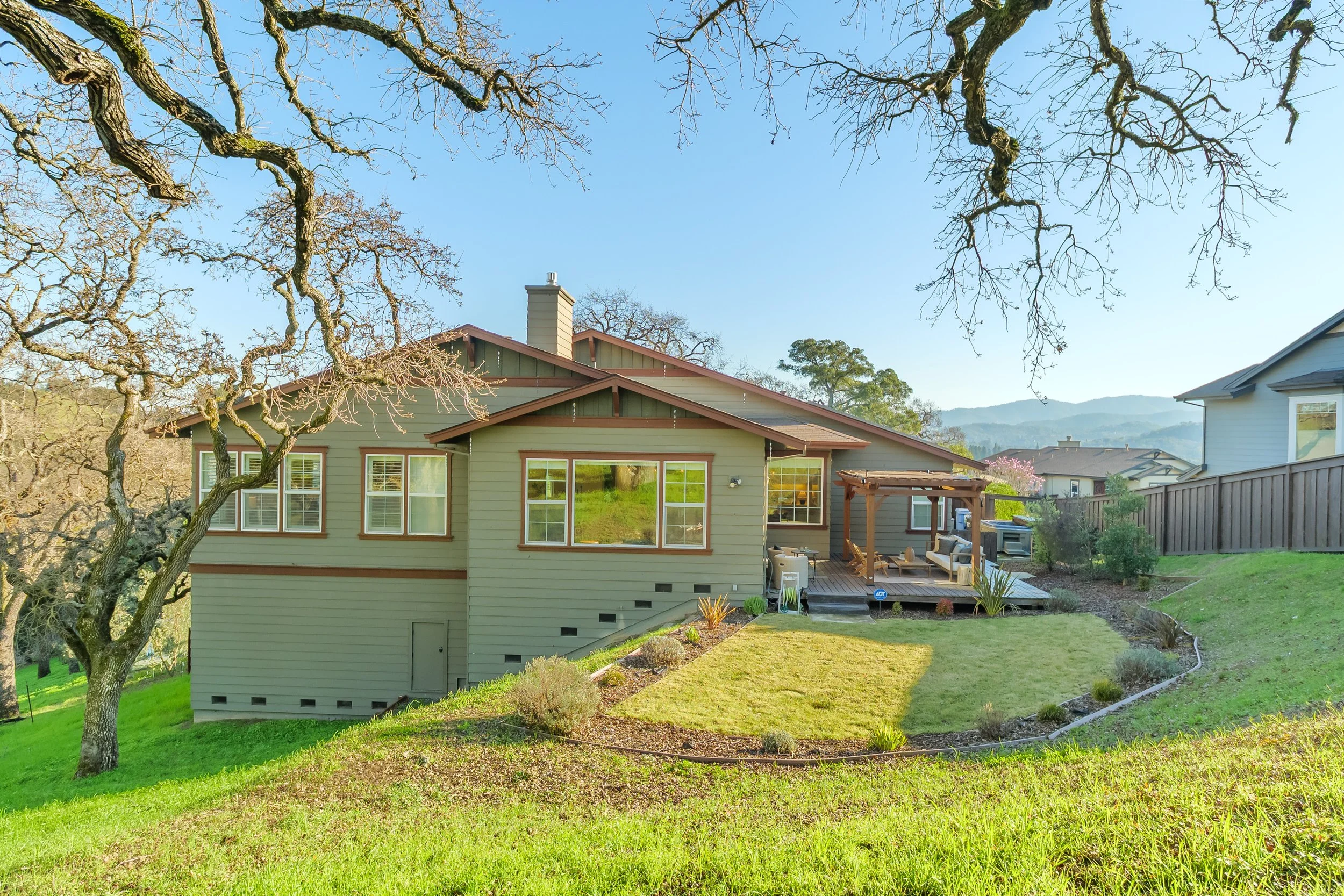 21 Winding Way, Novato For Sale by Michael Milano Own Marin | Marin County Top Realtor | Marin County's #1 Real Estate Team2026-01-19 at 4.40.50 PM 34.jpg