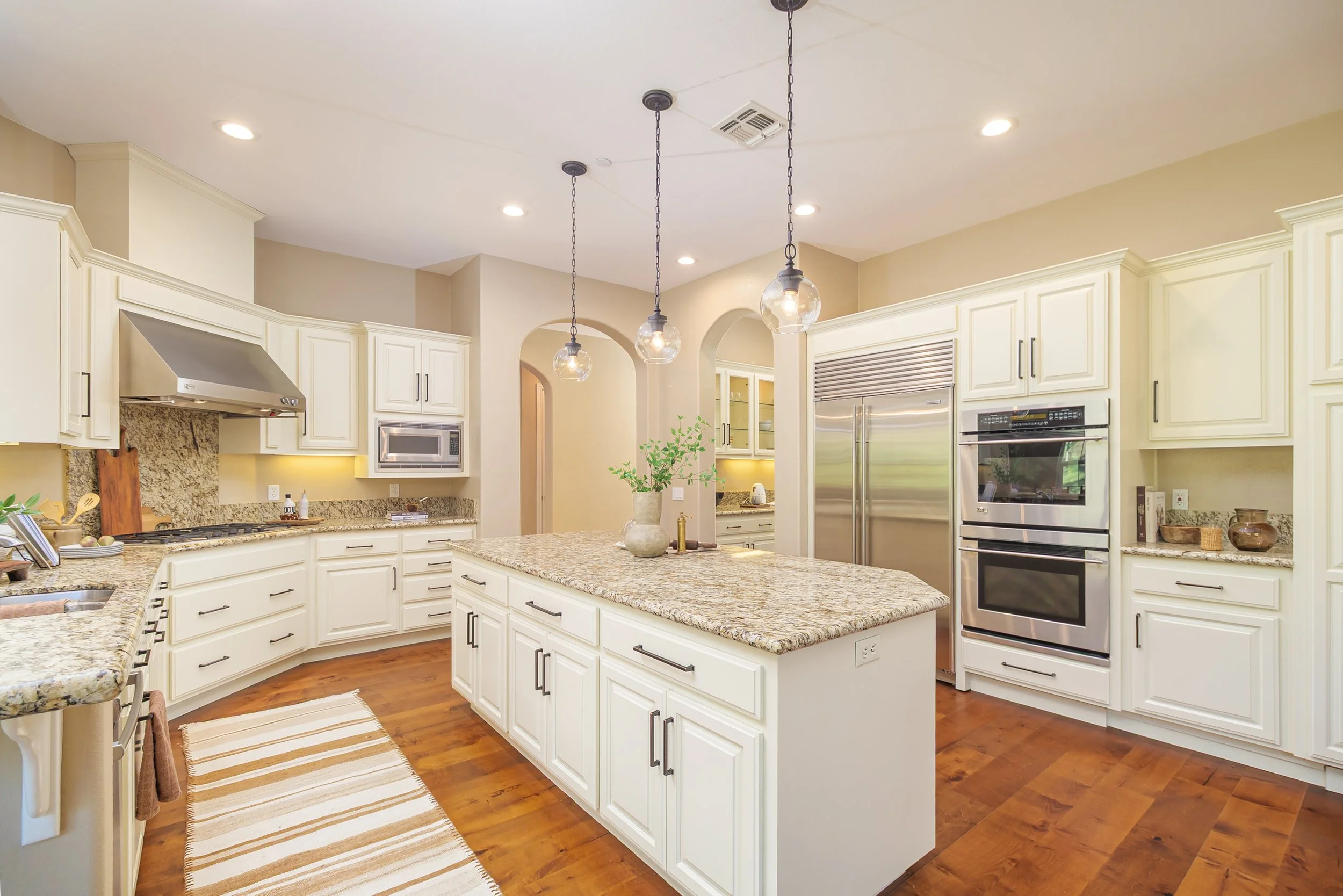 21 Winding Way, Novato For Sale by Michael Milano Own Marin | Marin County Top Realtor | Marin County's #1 Real Estate Team2026-01-19 at 4.40.50 PM 11.jpg