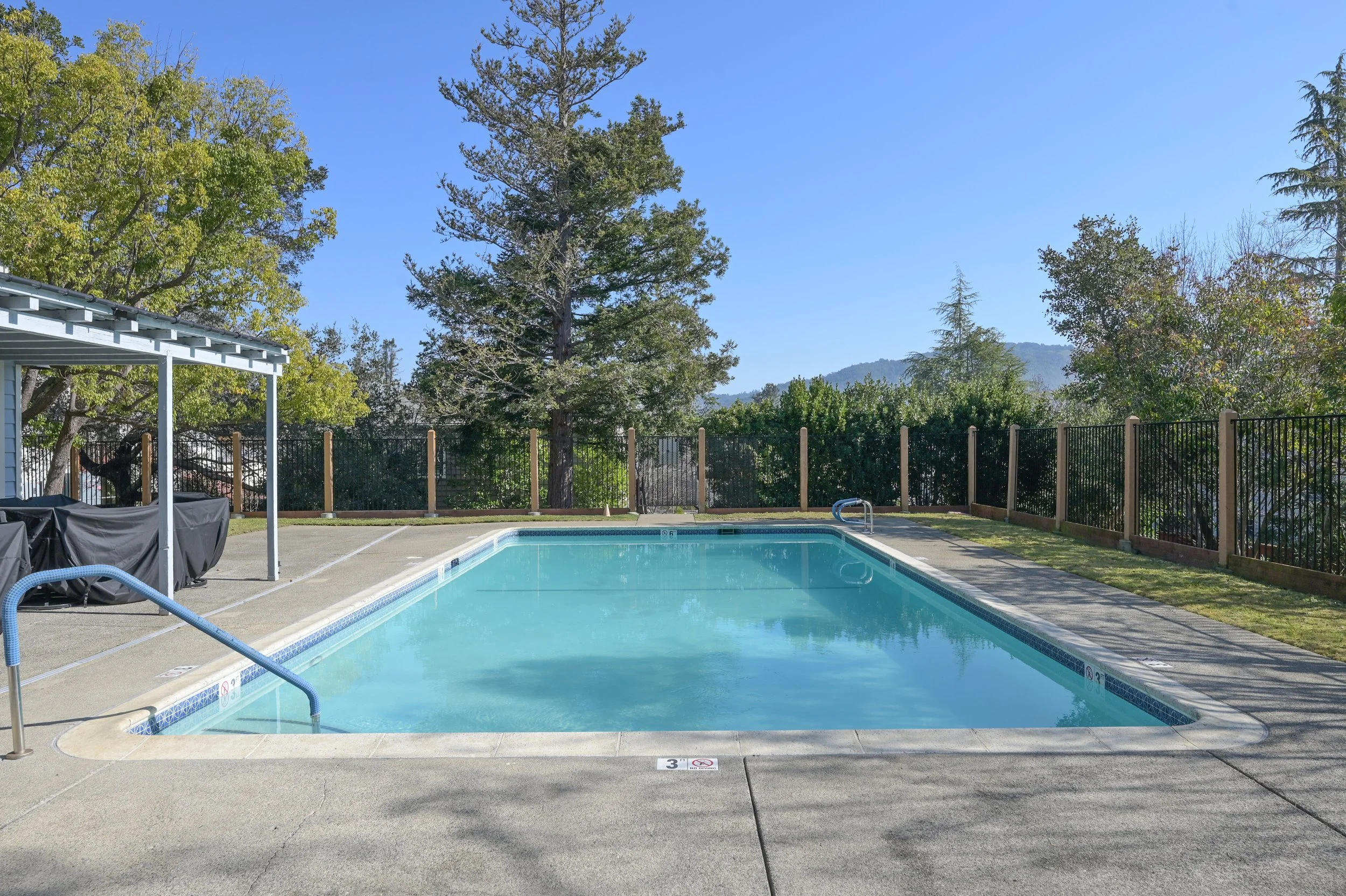 14 Summerhill Way, San Rafael For Sale by Michael Milano Own Marin | Marin County Top Realtor | Marin County's #1 Real Estate Team2026-02-09 at 11.19.40 AM 11.JPG