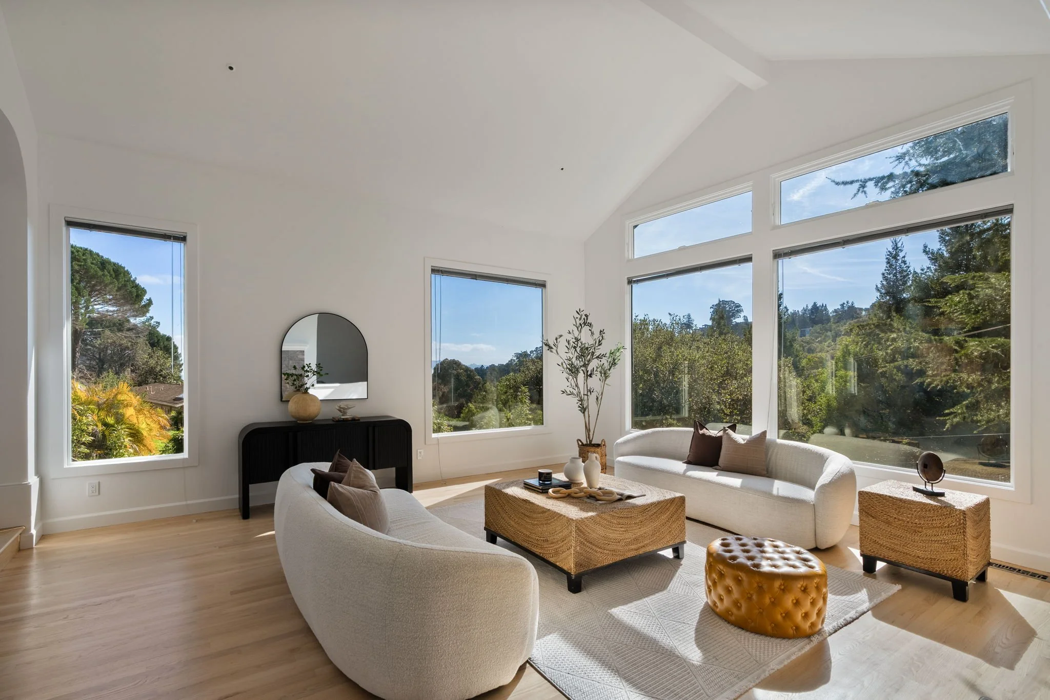 174 Main Drive, San Rafael For Sale by Nick Svenson & Barr Haney Own Marin | Marin County Top Realtors | Marin County's #1 Real Estate Team2026-02-17 at 1.33.36 PM 5.jpg