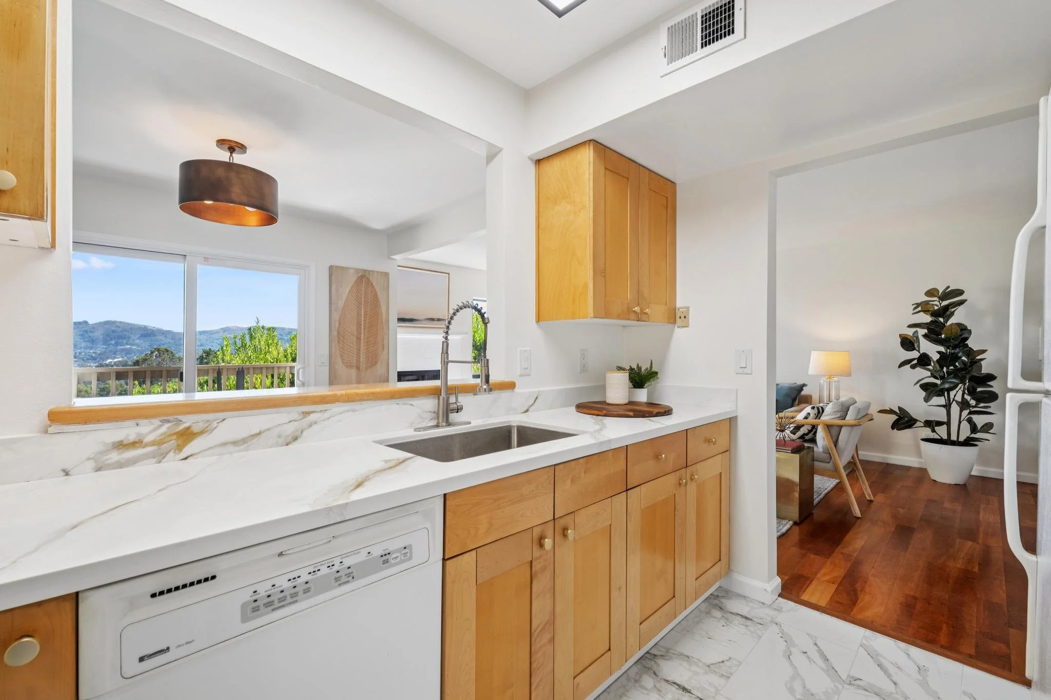 35 Wordsworth Court, Mill Valley For Sale by Kimberly Kadesh | Own Marin | Marin County Top Realtors | Marin County's #1 Real Estate Team2026-02-23 at 3.19.17 PM 41.web.jpg